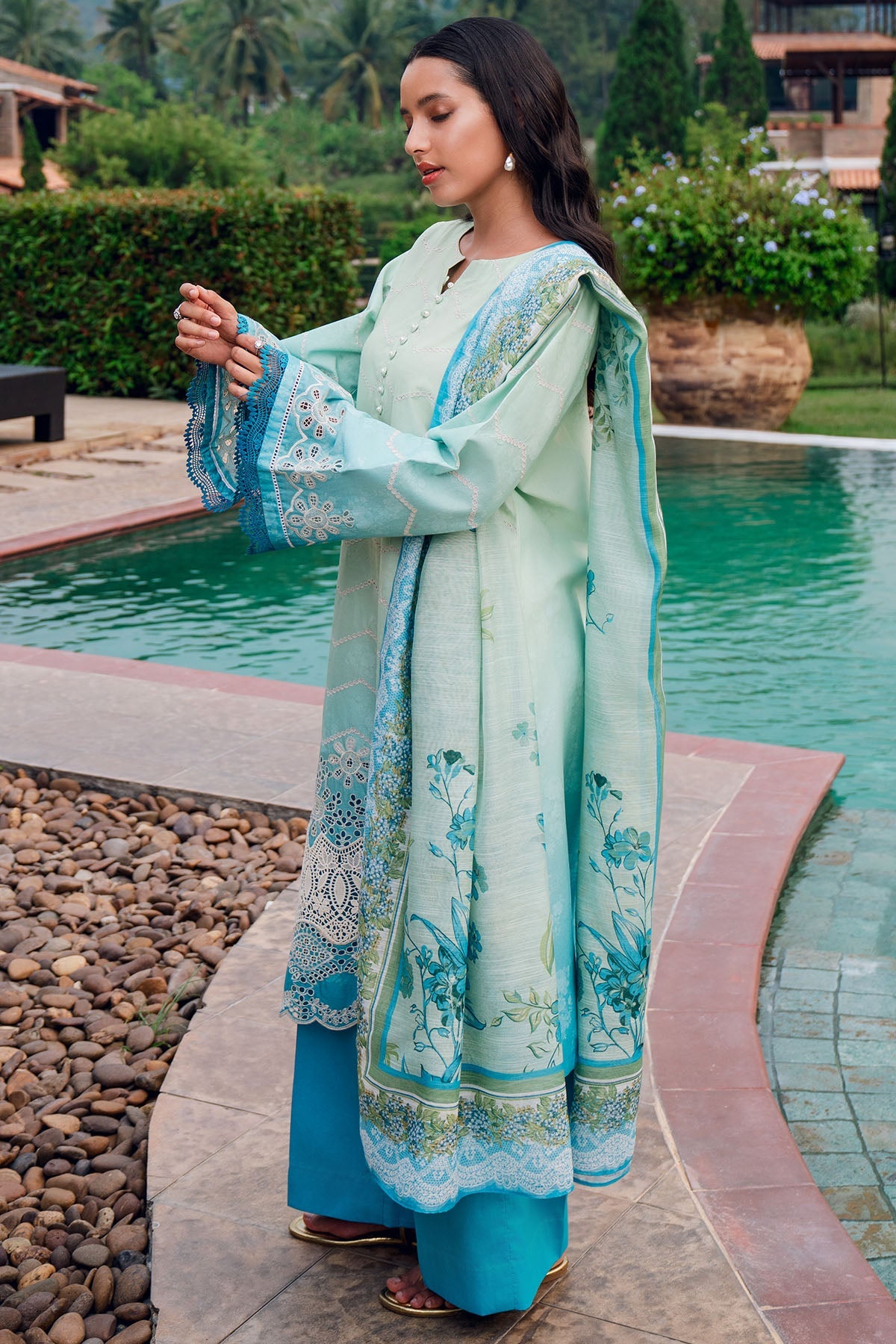 5814-ELSA EMBROIDERED LAWN STITCHED