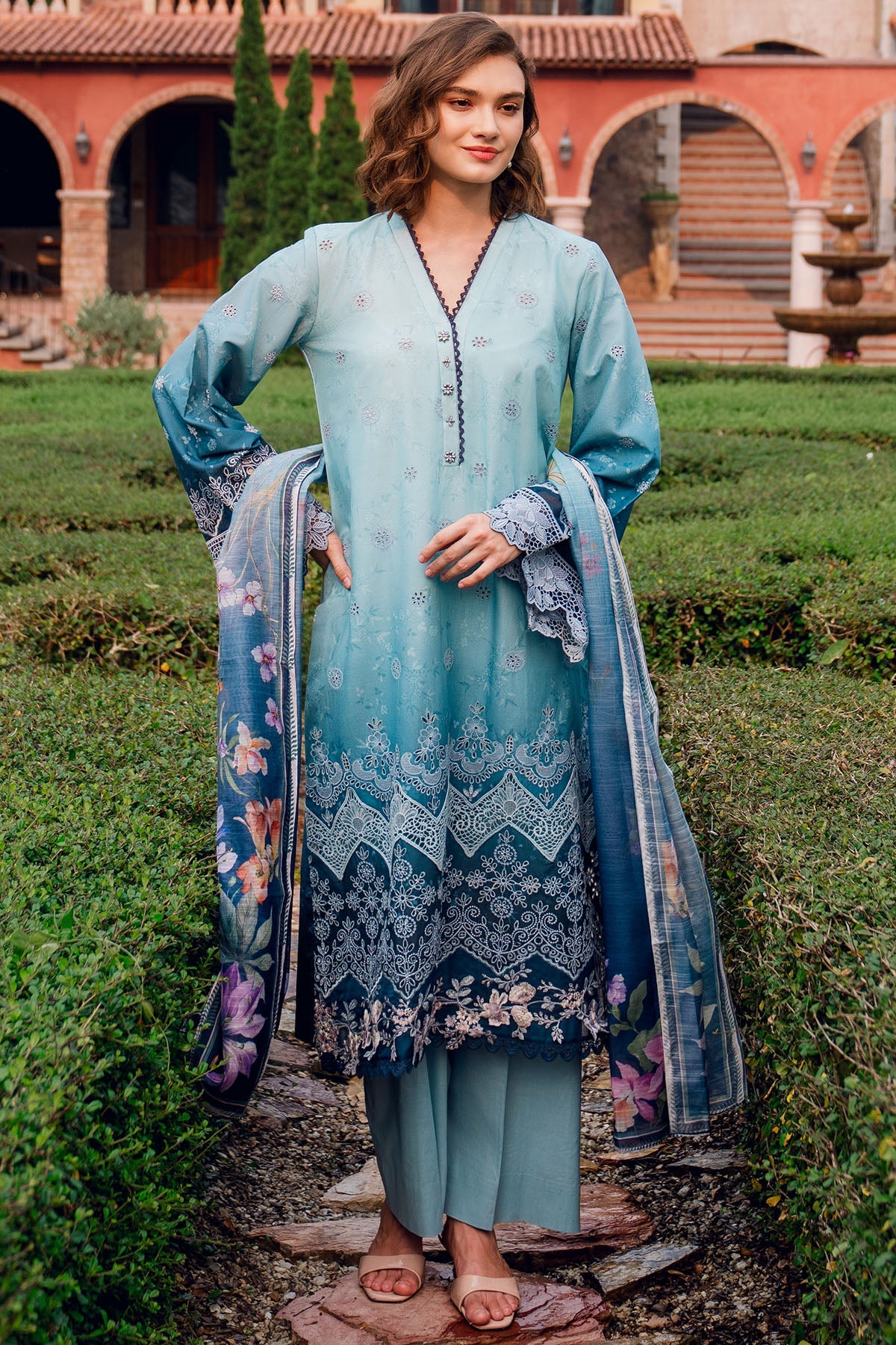 5815-SUNLIT EMBROIDERED LAWN STITCHED