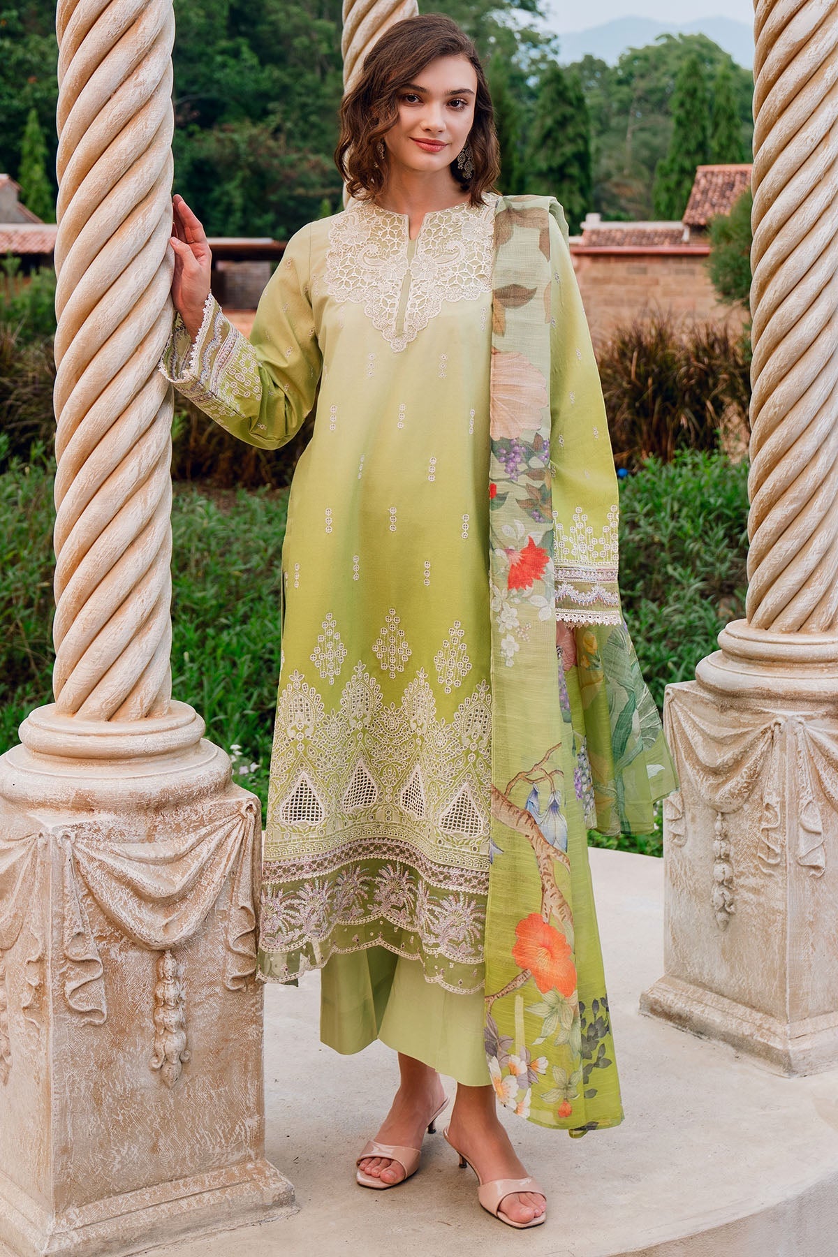 5816-DOVE EMBROIDERED LAWN STITCHED