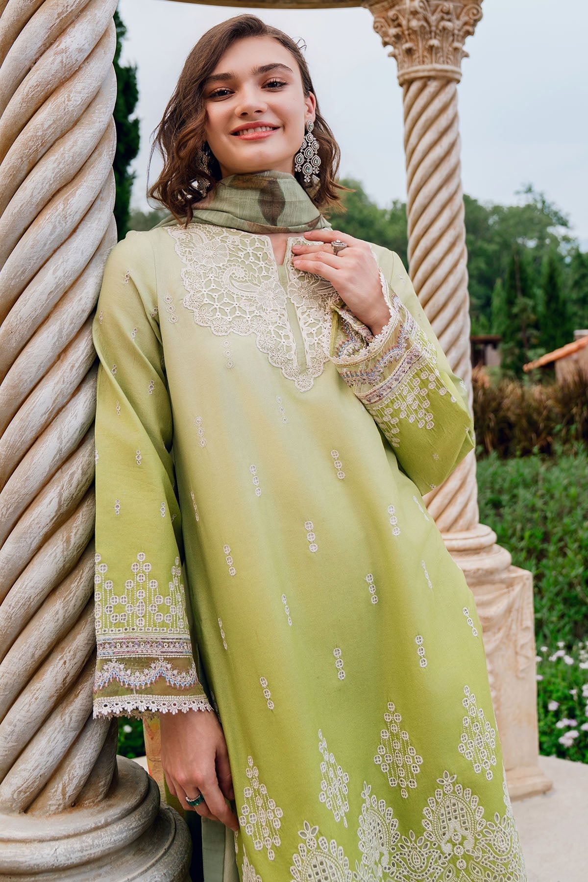 5816-DOVE EMBROIDERED LAWN STITCHED