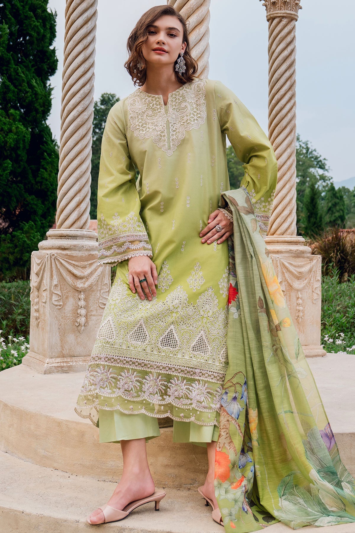 5816-DOVE EMBROIDERED LAWN STITCHED