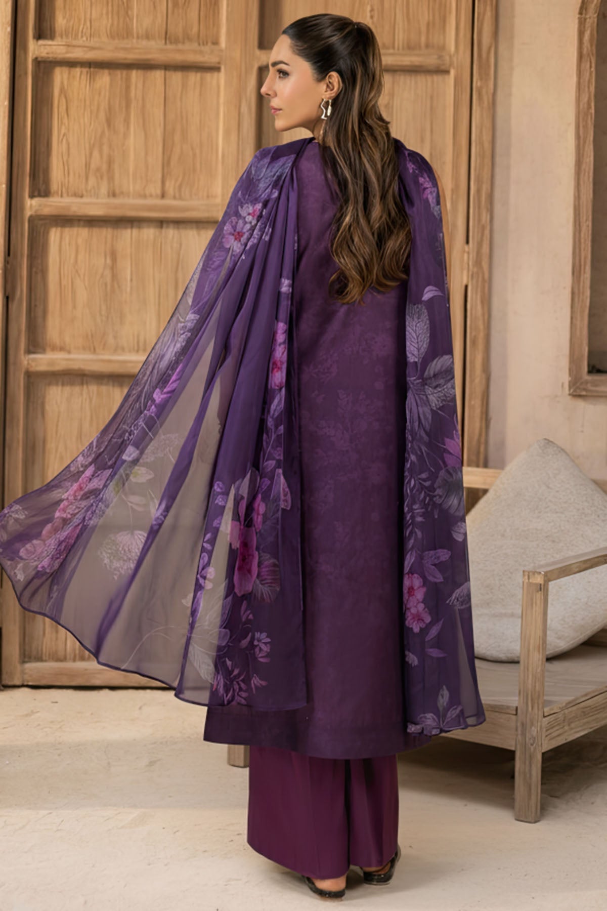 5822-FLOREYA EMBROIDERED LAWN UNSTITCHED