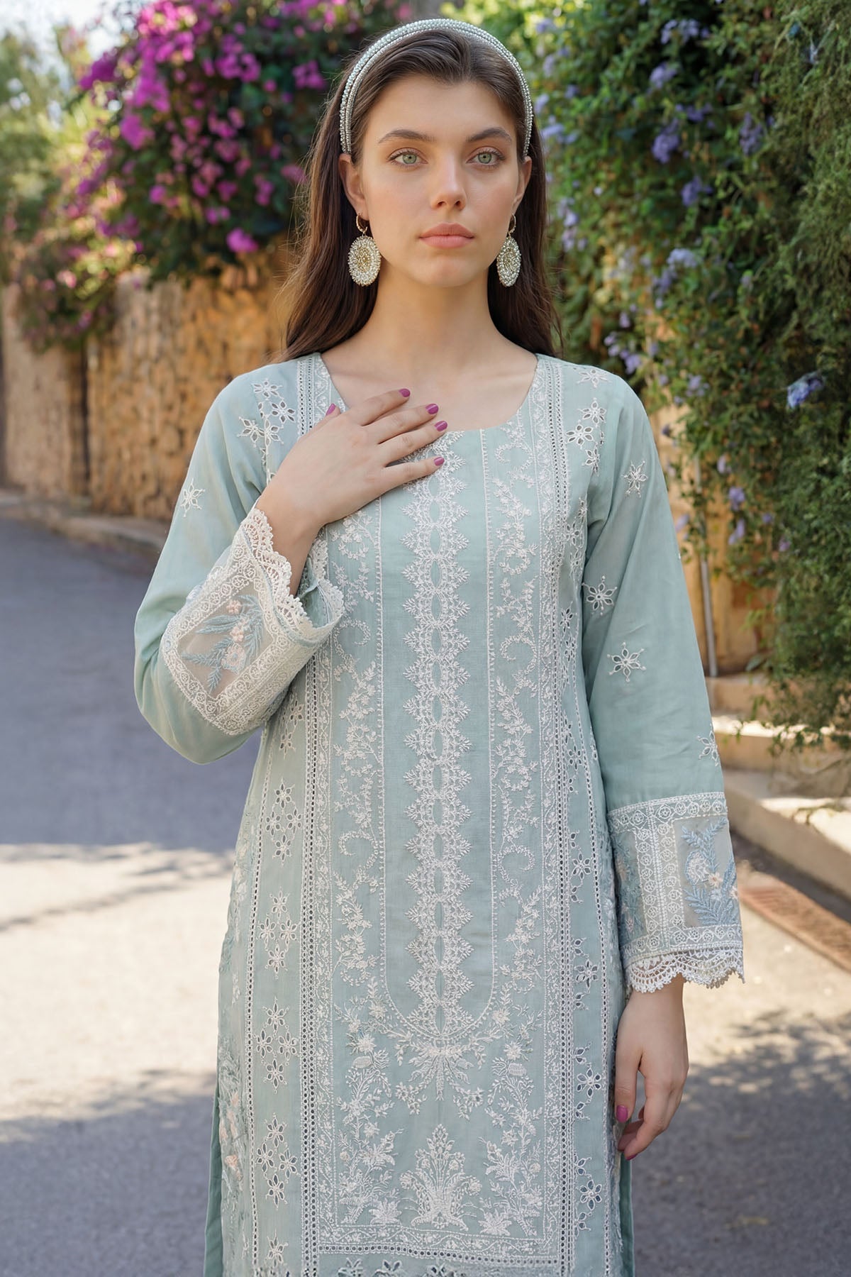 5836-DAISY EMBROIDERED LAWN UNSTITCHED