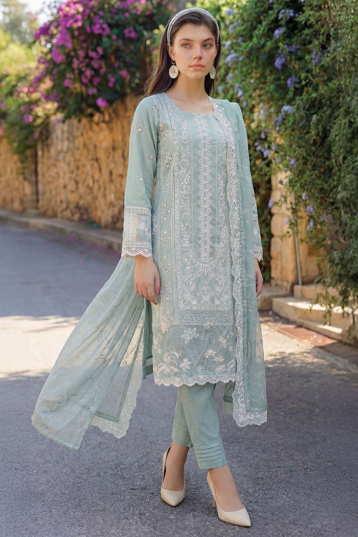 5836-DAISY EMBROIDERED LAWN UNSTITCHED