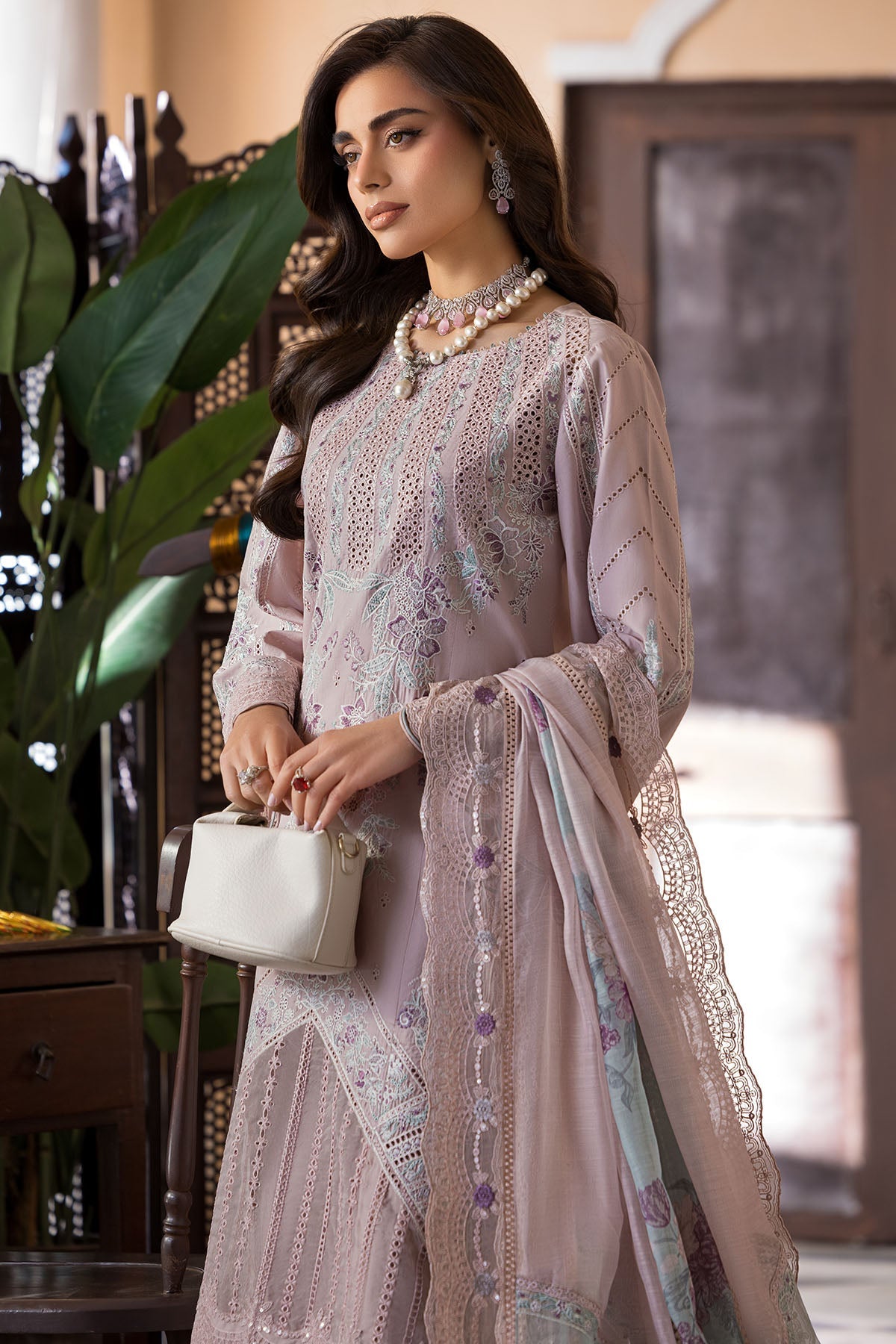 5916-CLEO EMBROIDERED LAWN STITCHED