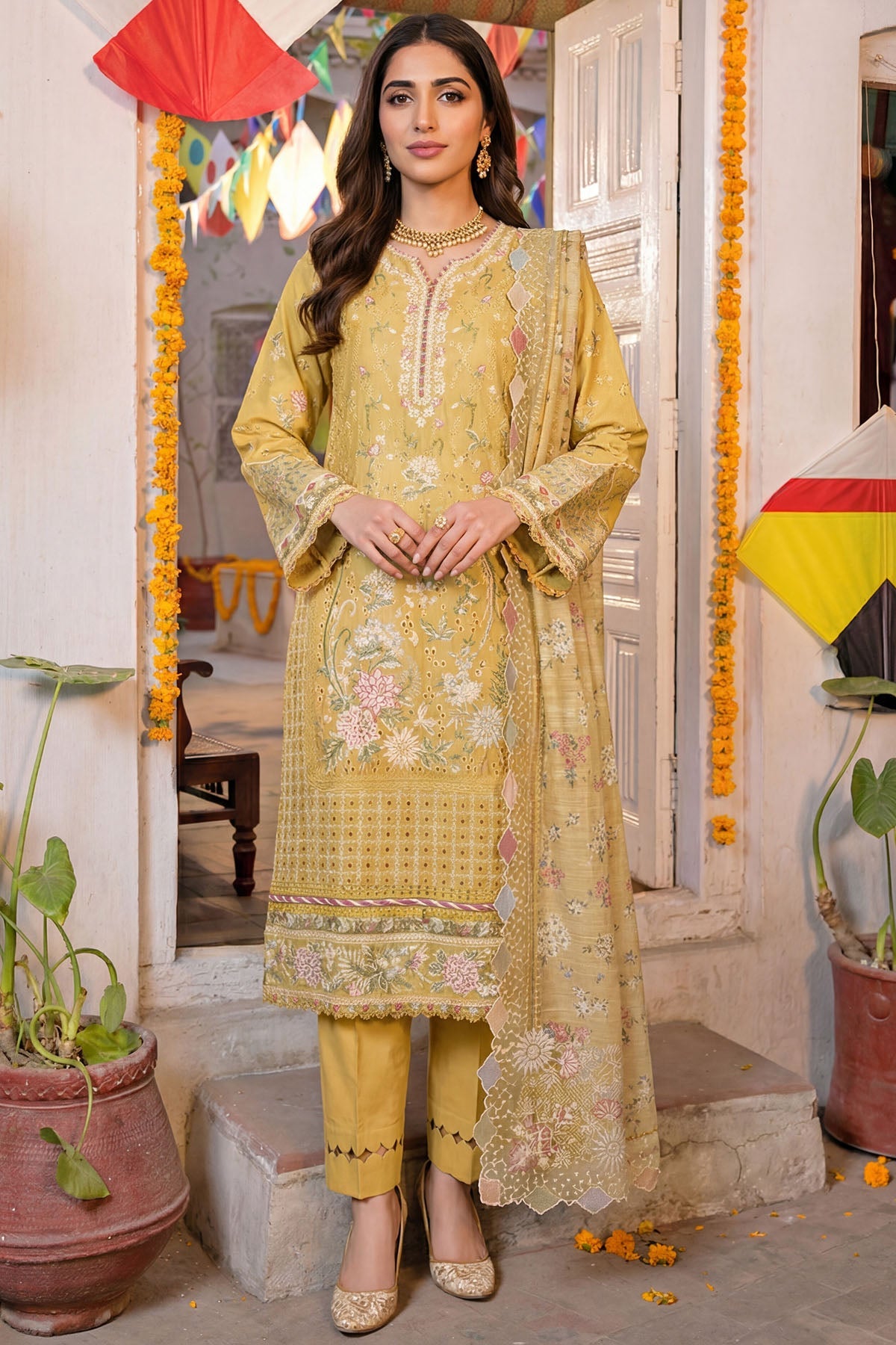 5917-MERCINA EMBROIDERED LAWN STITCHED