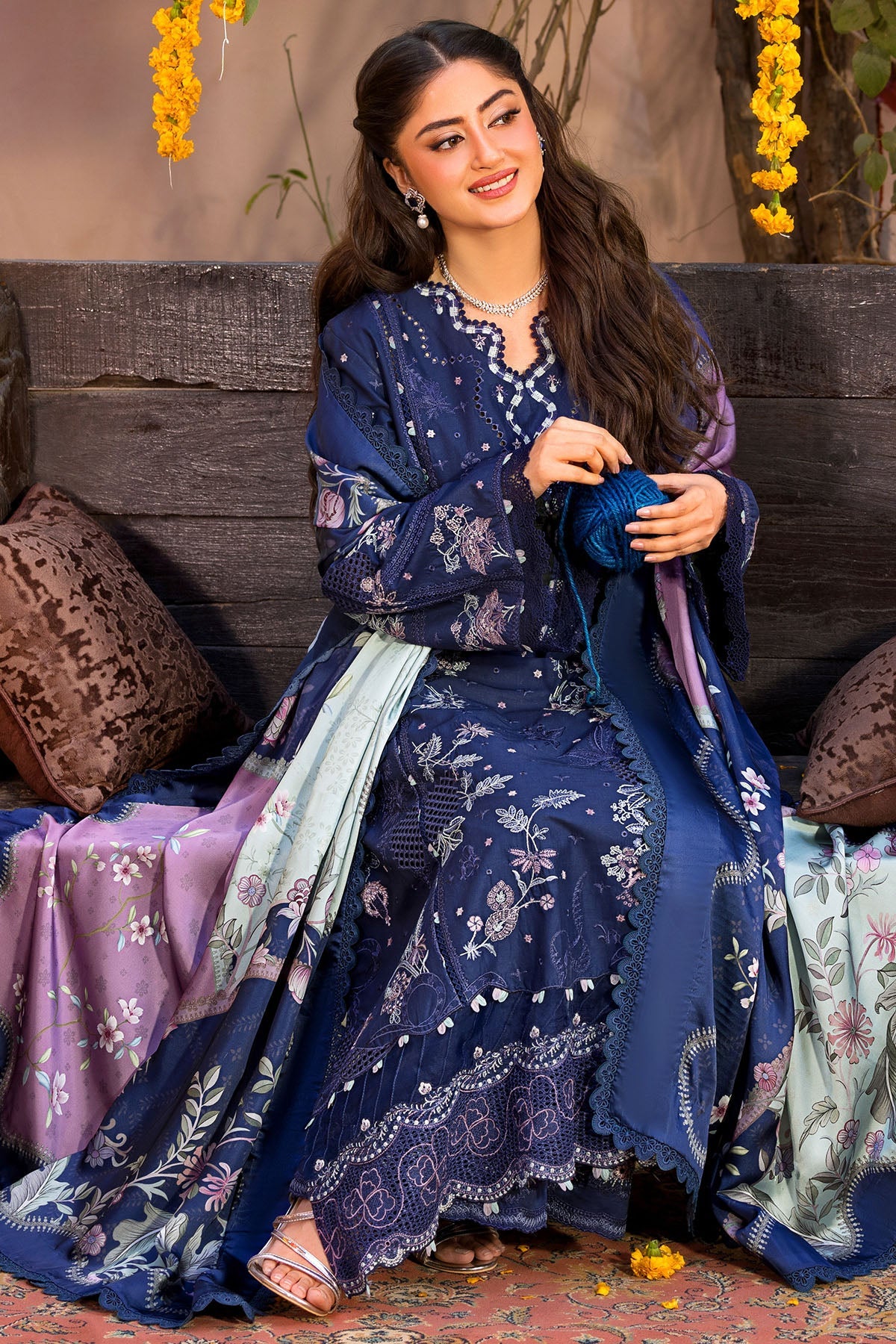 5929-ZARIAKIWI EMBROIDERED LAWN STITCHED