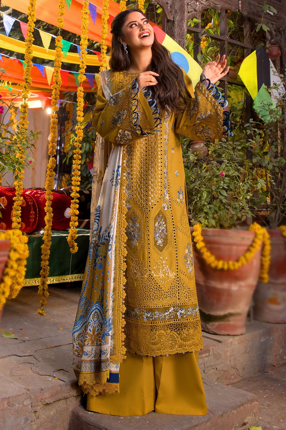 5937-ARABELLA EMBROIDERED LAWN STITCHED