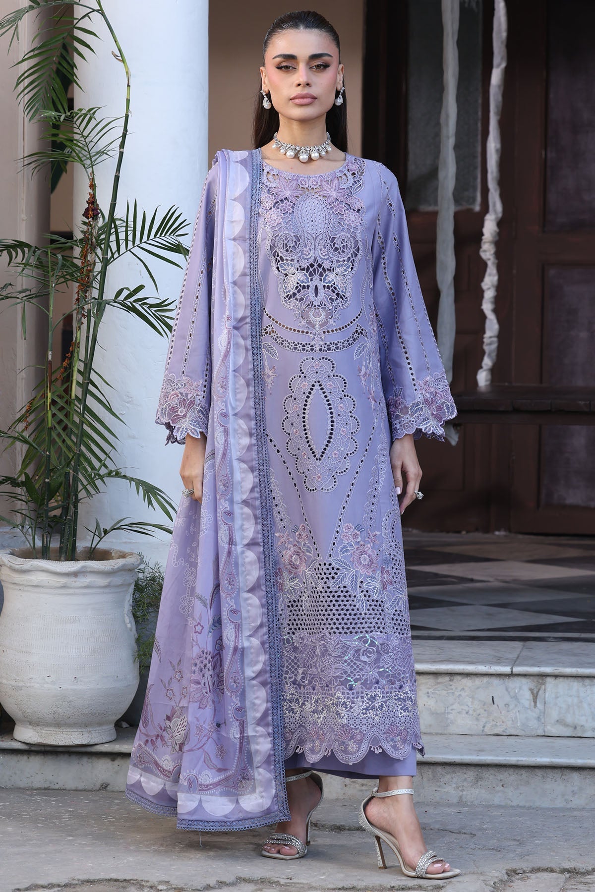 5938-VIVI EMBROIDERED LAWN UNSTITCHED