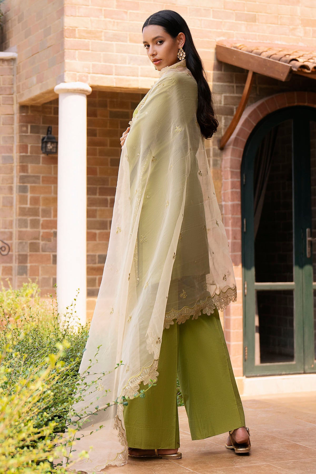 5992-CLEMENTINA EMBROIDERED LAWN STITCHED