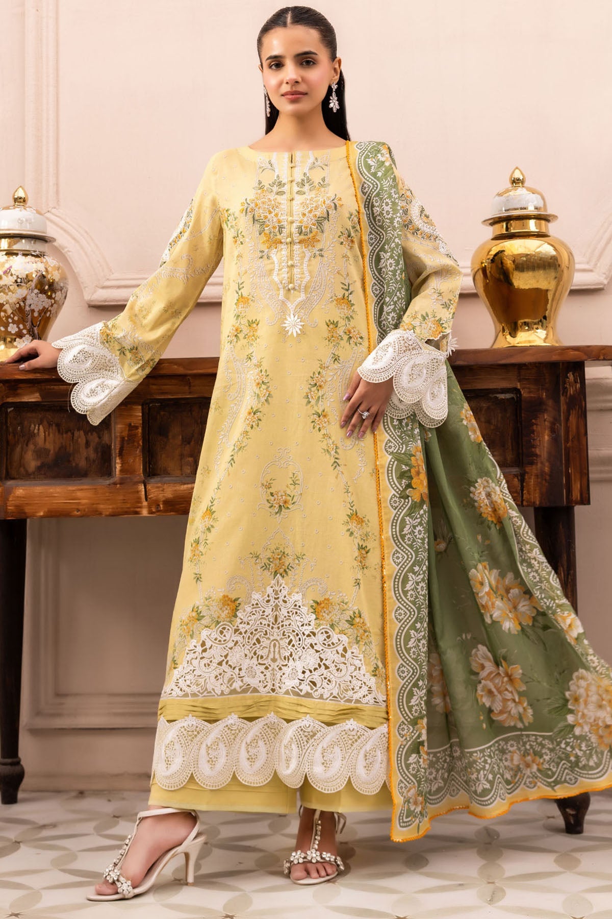 6013-GIKDED EMBROIDERED LAWN UNSTITCHED