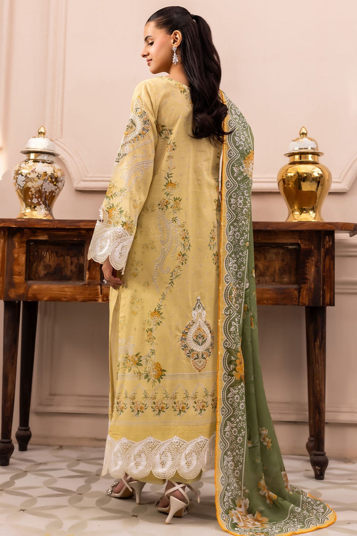 6013-GIKDED EMBROIDERED LAWN UNSTITCHED