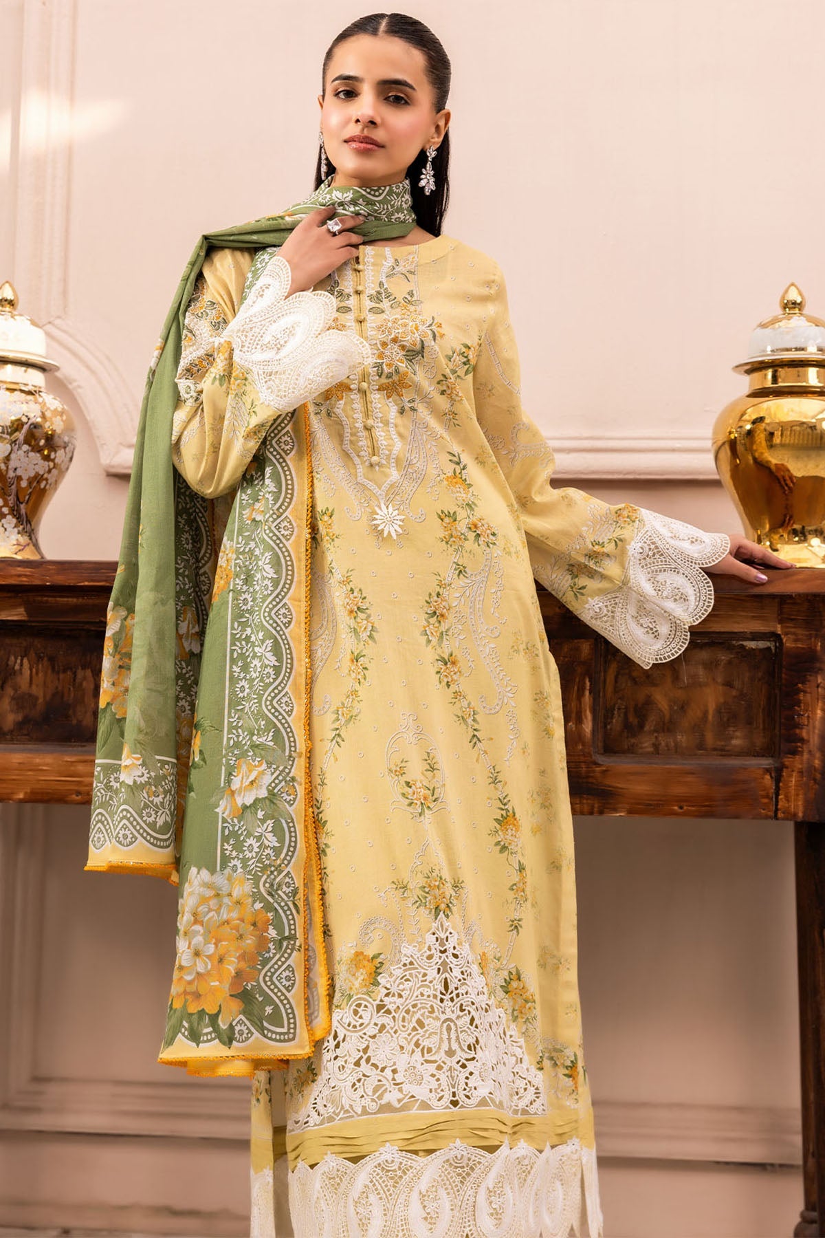 6013-GIKDED EMBROIDERED LAWN UNSTITCHED