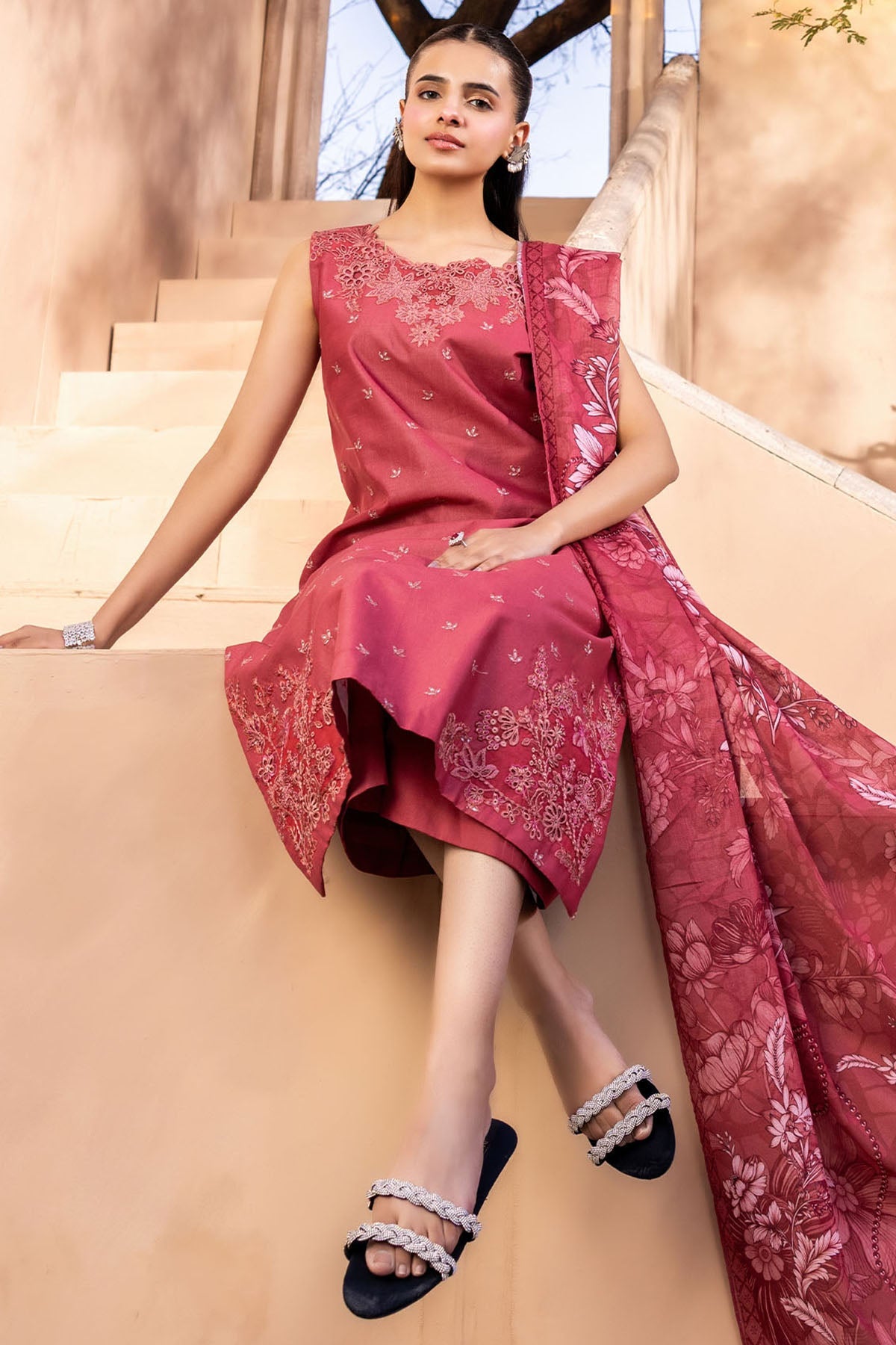 6033-HURAIN EMBROIDERED LAWN UNSTITCHED