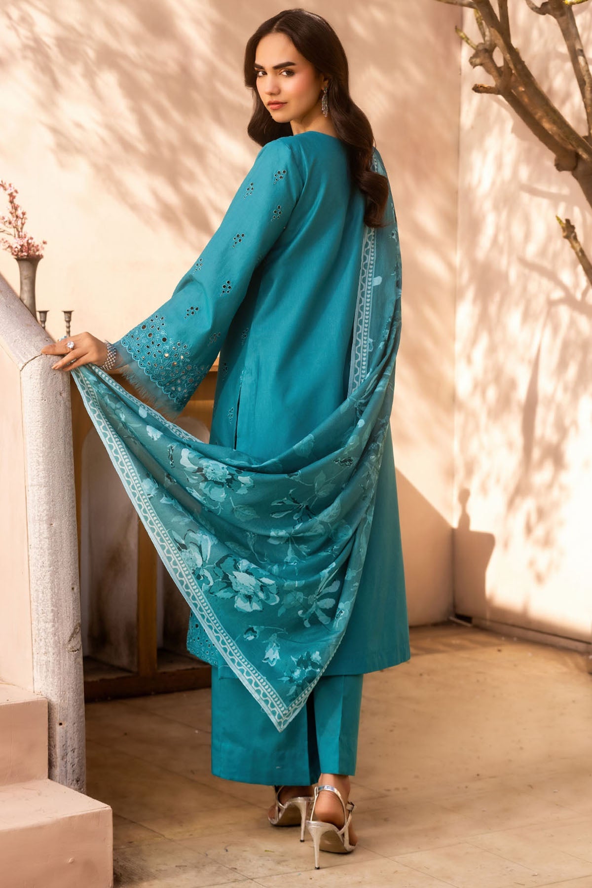 6035-IZYAN EMBROIDERED LAWN STITCHED
