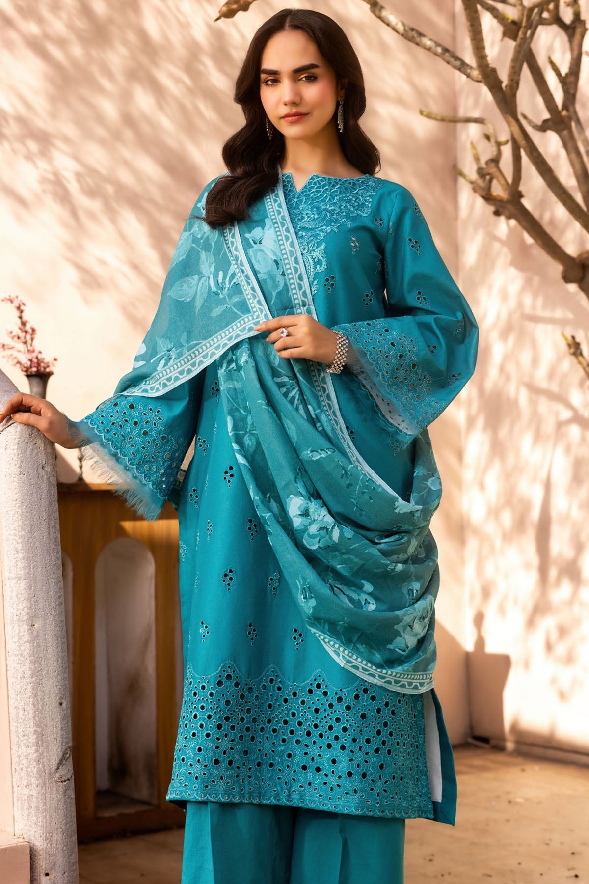 6035-IZYAN EMBROIDERED LAWN STITCHED