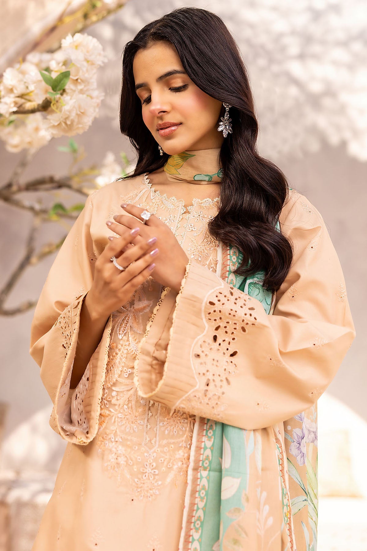 6036-HALA EMBROIDERED LAWN STITCHED