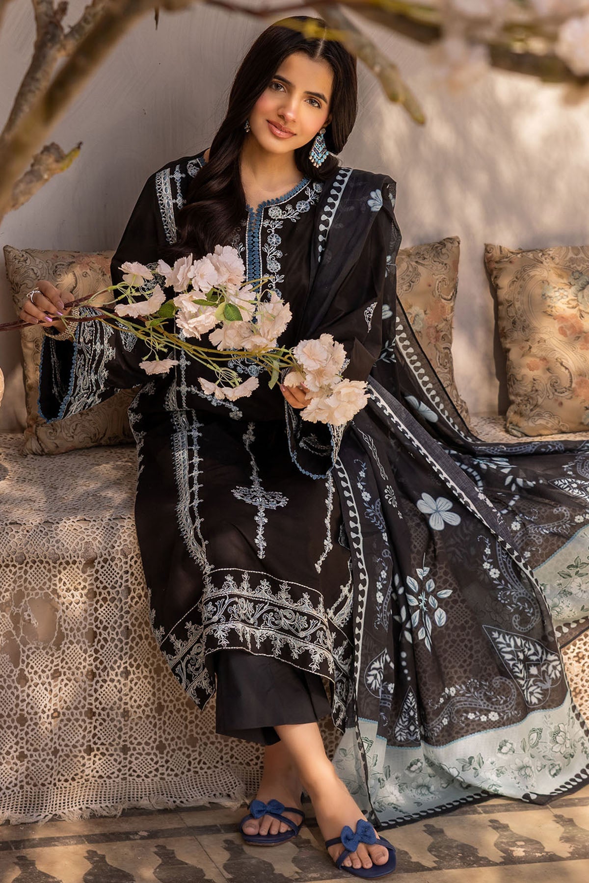 6038-IZEL EMBROIDERED LAWN UNSTITCHED