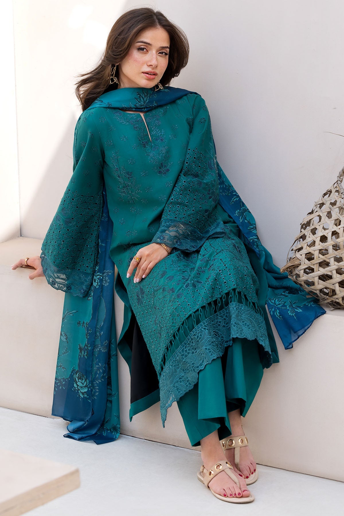 6063-ABIGAL EMBROIDERED LAWN STITCHED