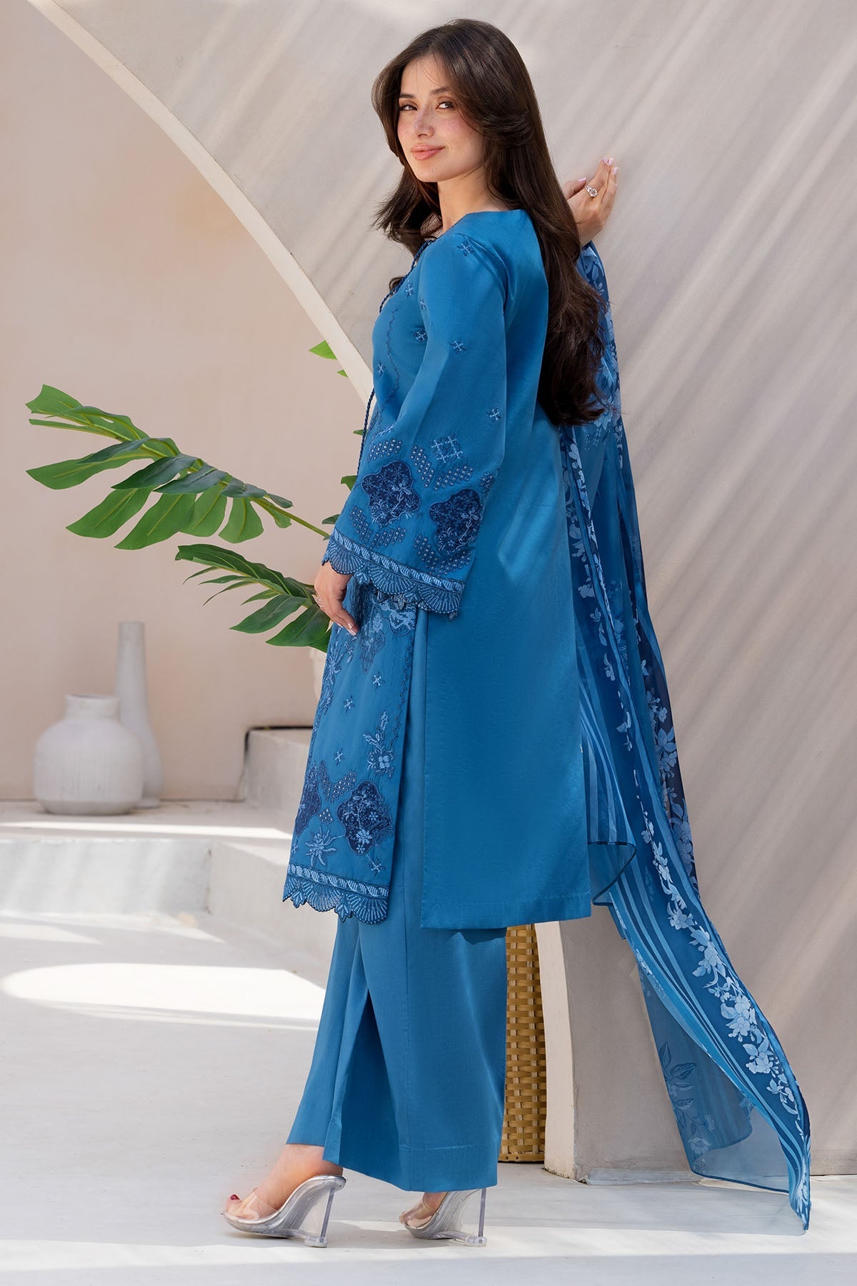 6068-FRANCES EMBROIDERED LAWN STITCHED
