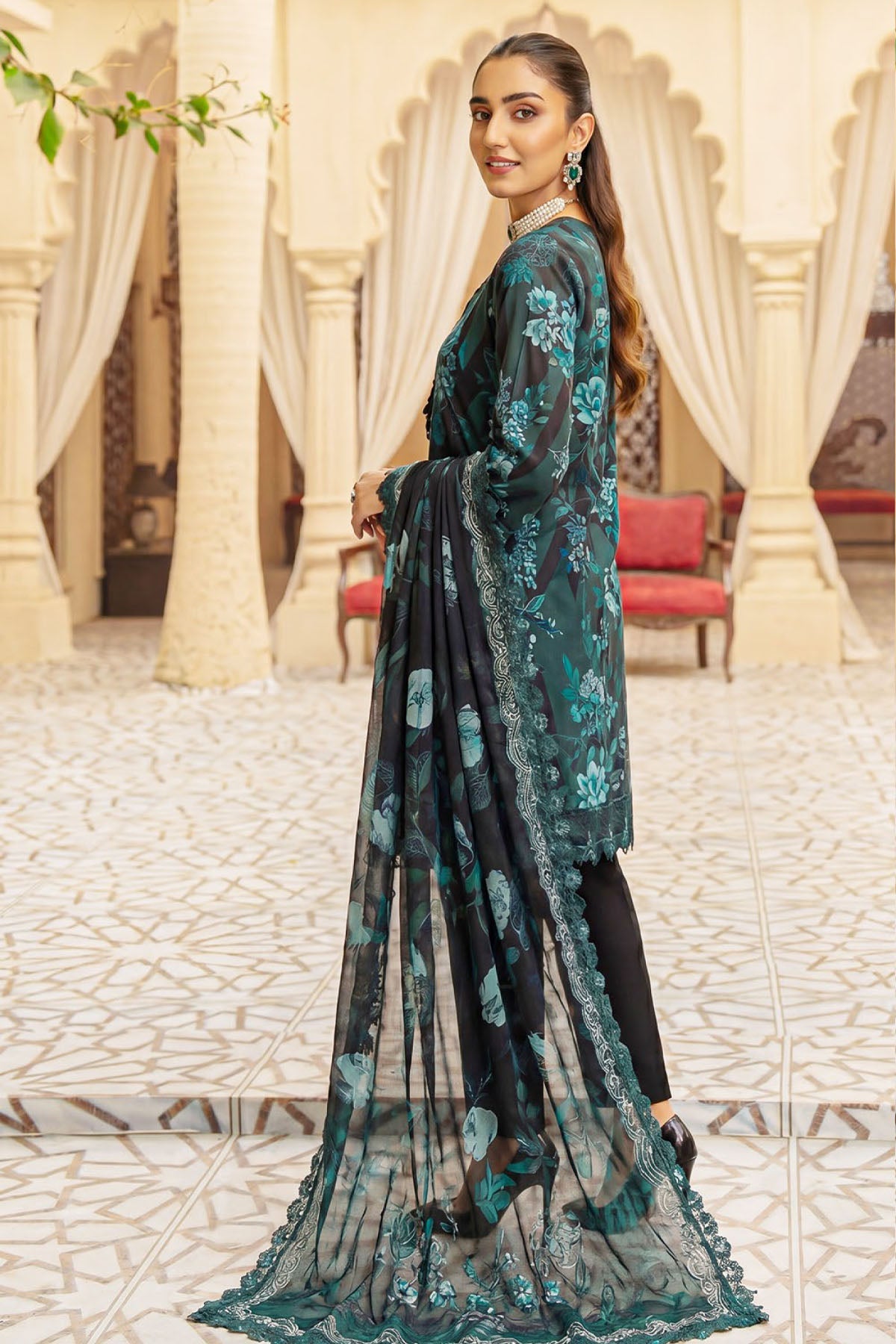 6091-YAWI EMBROIDERED LAWN UNSTITCHED