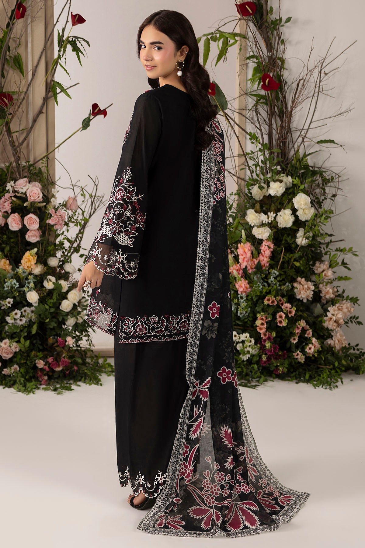6102-MELA EMBROIDERED LAWN STITCHED
