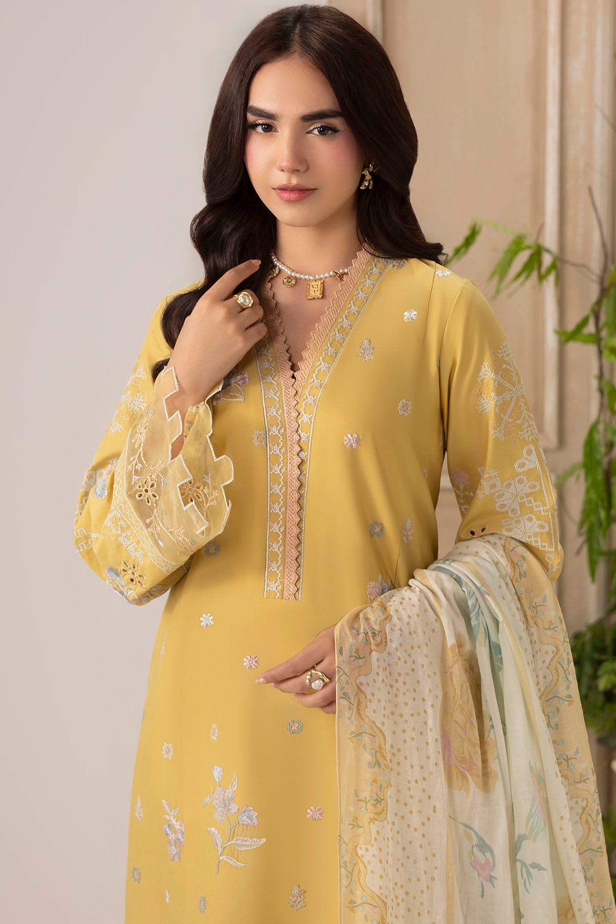 6110-ARANCIA EMBROIDERED LAWN STITCHED