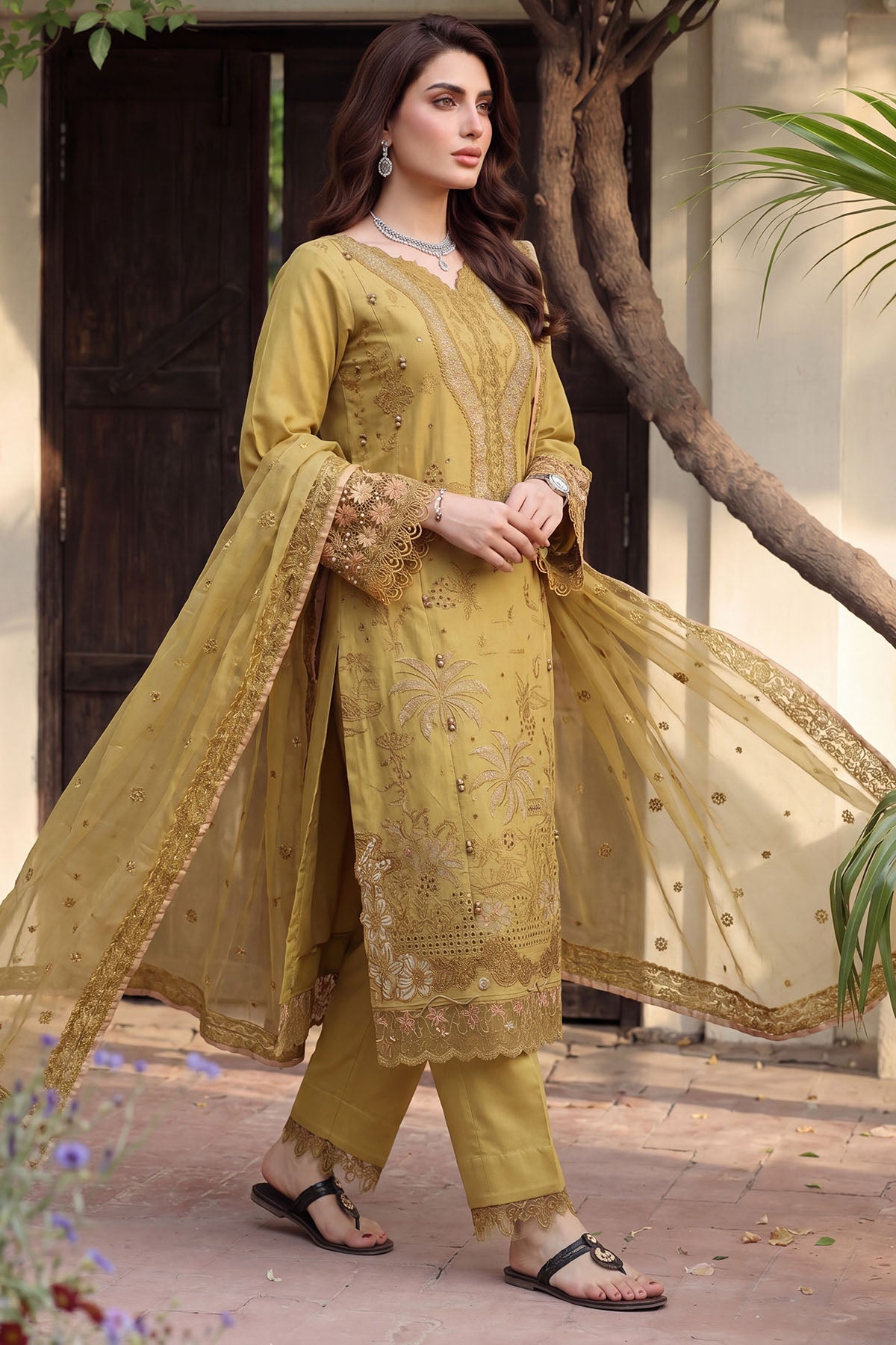 6112-ABRUZZO EMBROIDERED LAWN UNSTITCHED