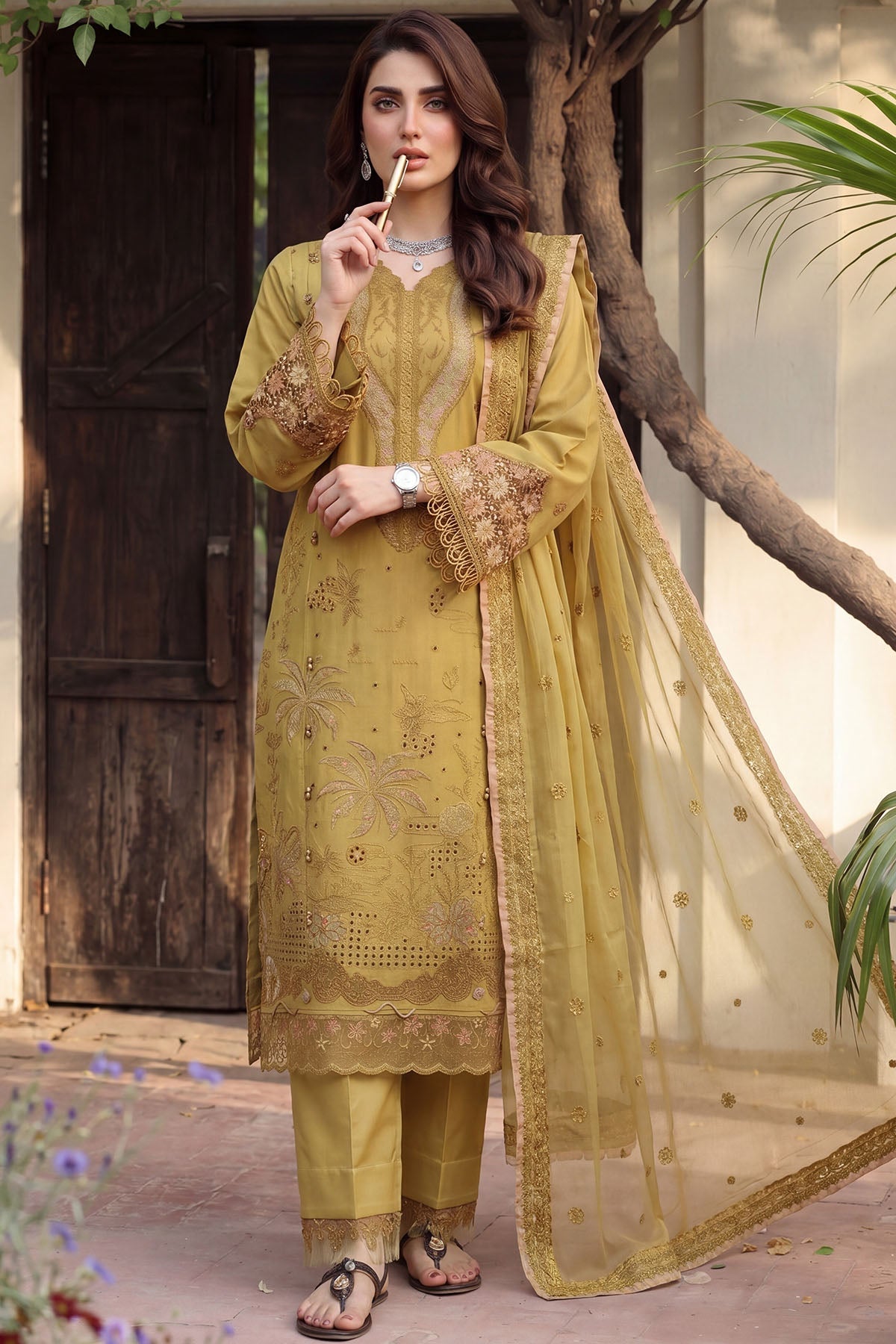 6112-ABRUZZO EMBROIDERED LAWN STITCHED