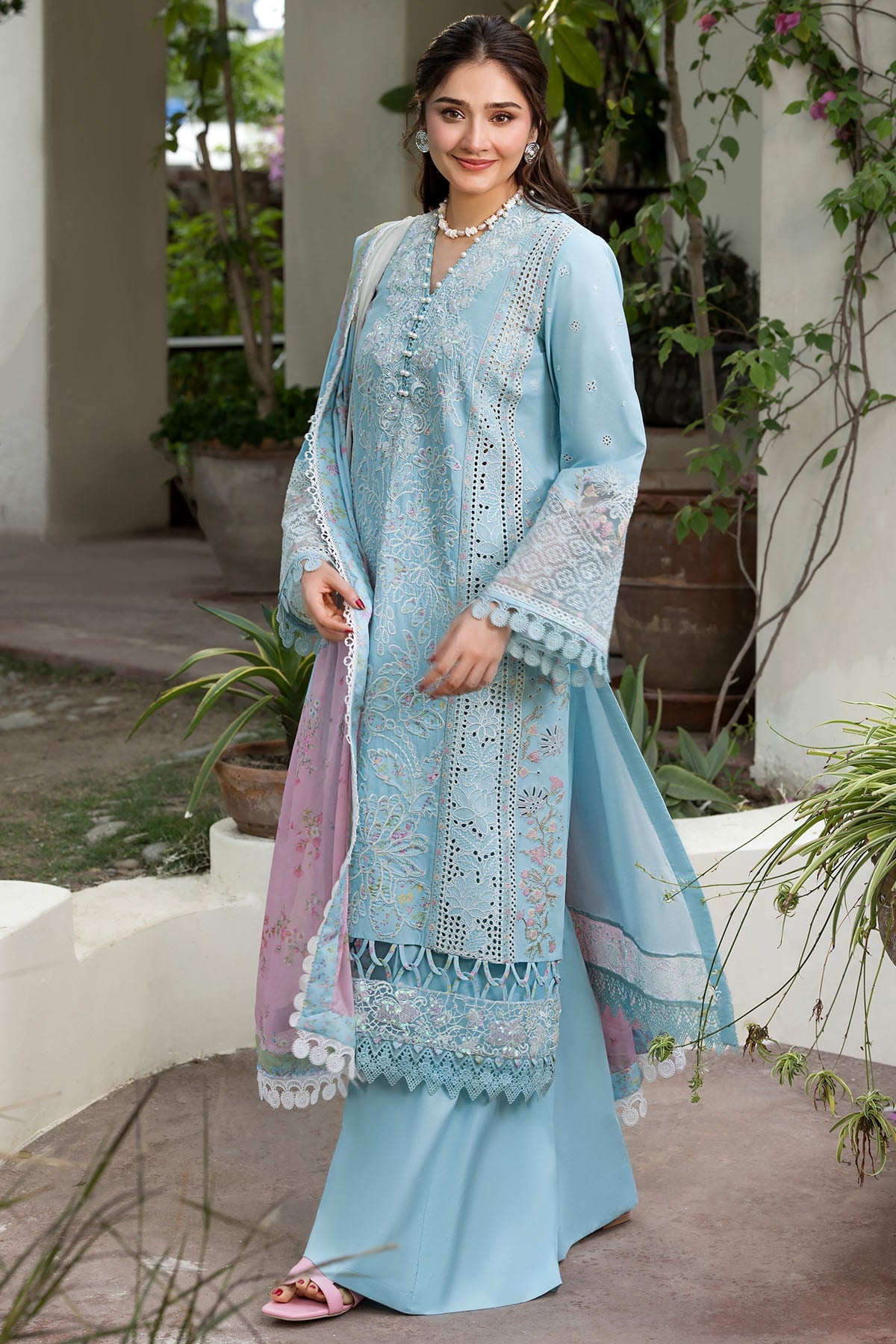 6116-VENEZIA EMBROIDERED LAWN STITCHED