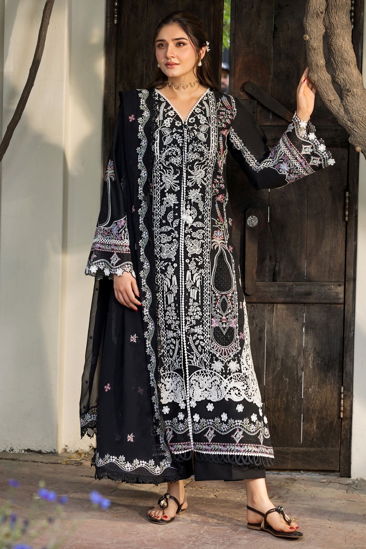 6117-LAZIO EMBROIDERED LAWN UNSTITCHED