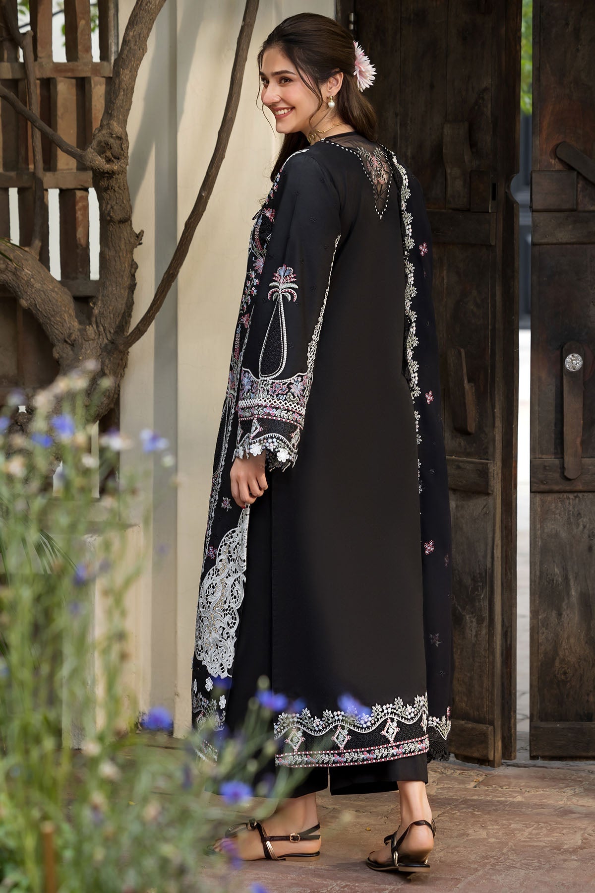 6117-LAZIO EMBROIDERED LAWN UNSTITCHED
