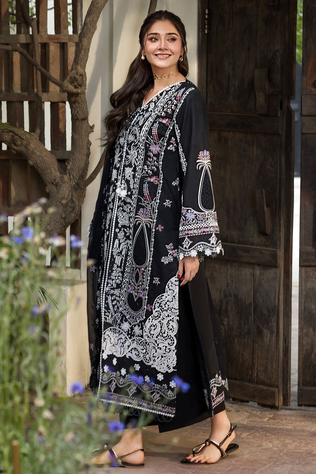 6117-LAZIO EMBROIDERED LAWN STITCHED