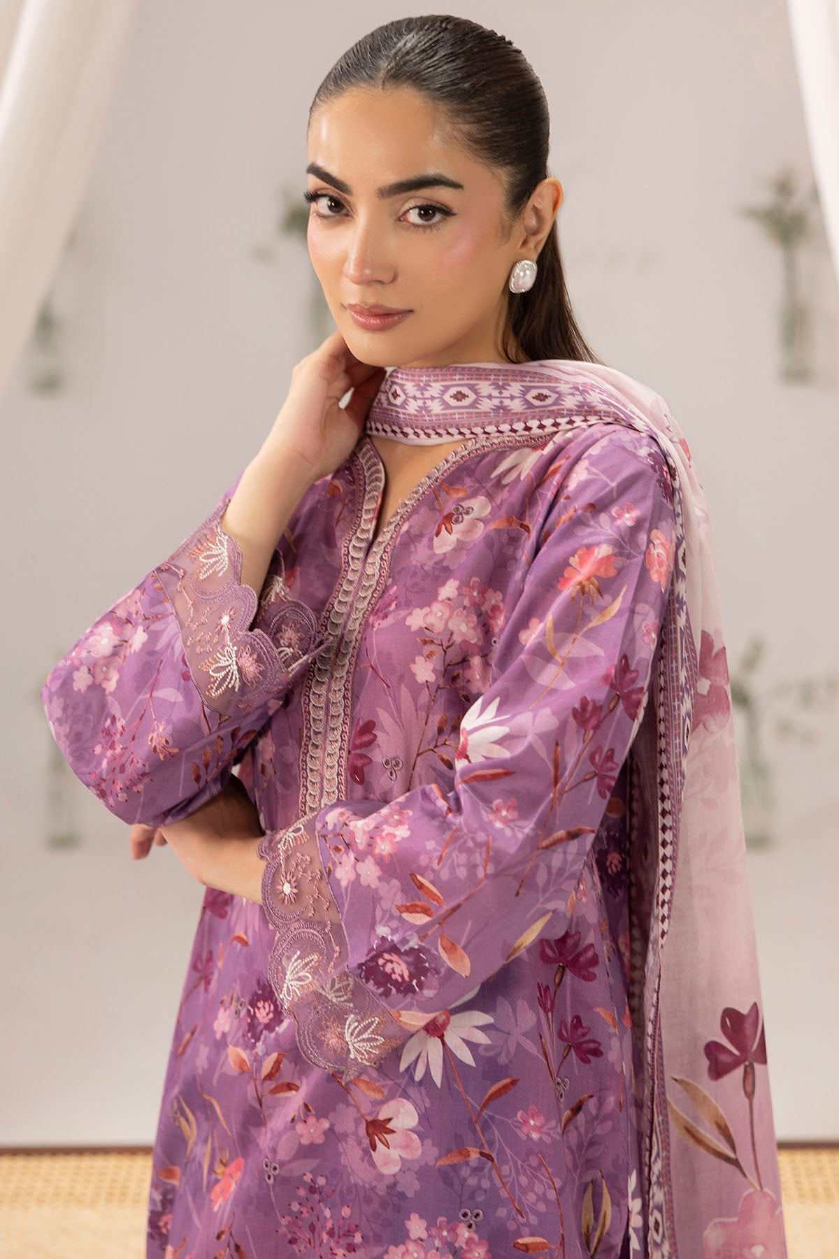 6133-JASMINE EMBROIDERED LAWN STITCHED