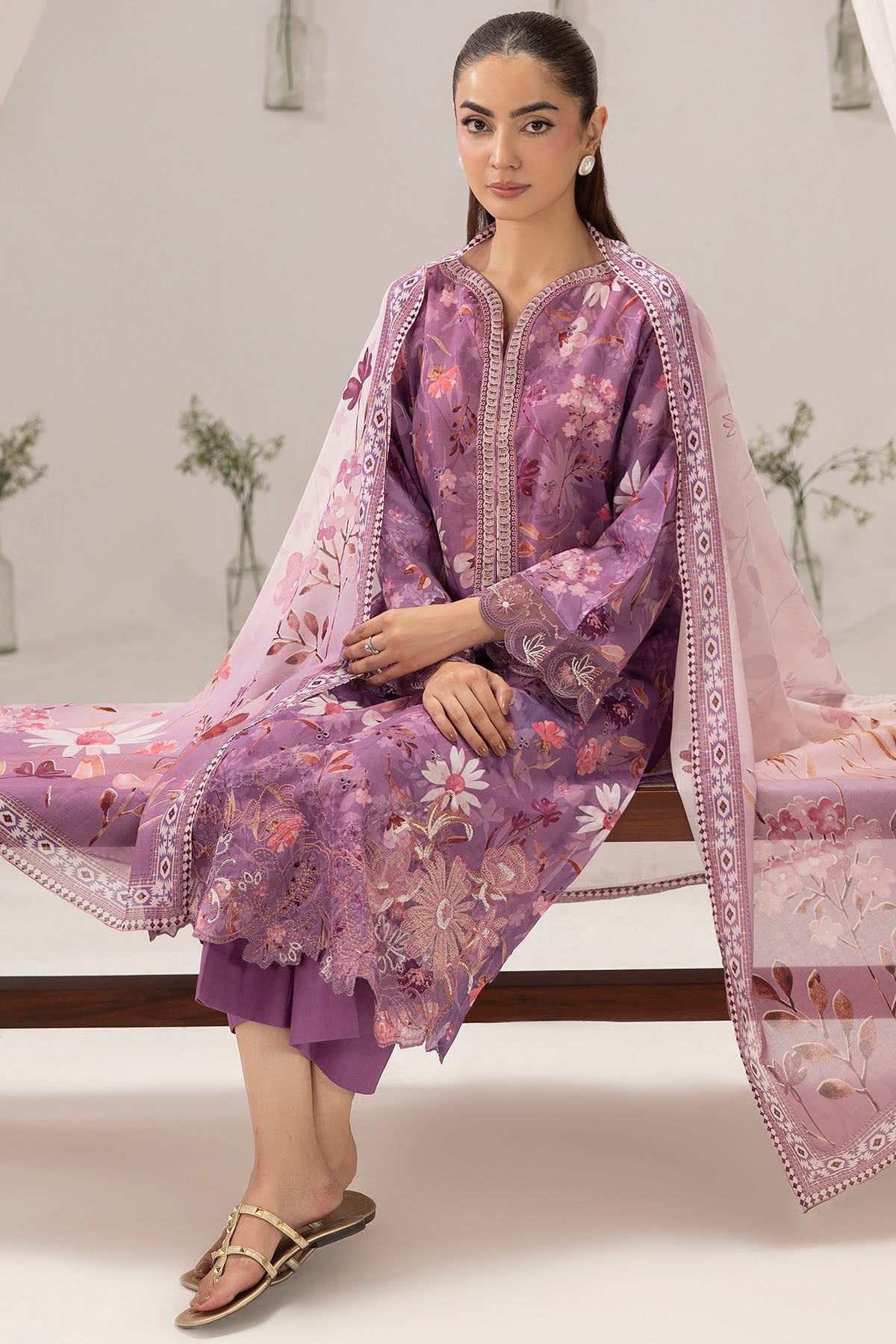 6133-JASMINE EMBROIDERED LAWN STITCHED