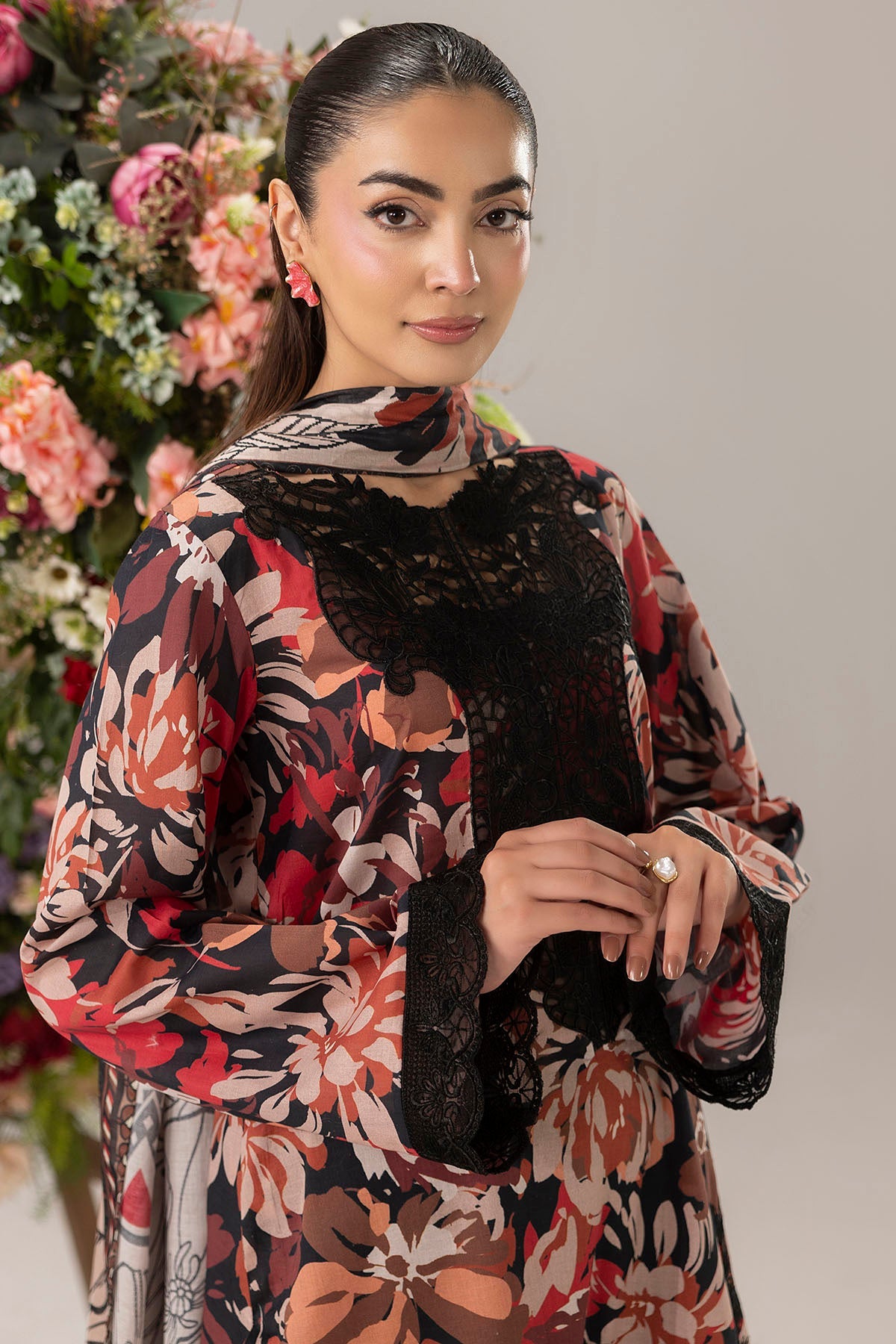 6136-ROSIE EMBROIDERED LAWN UNSTITCHED