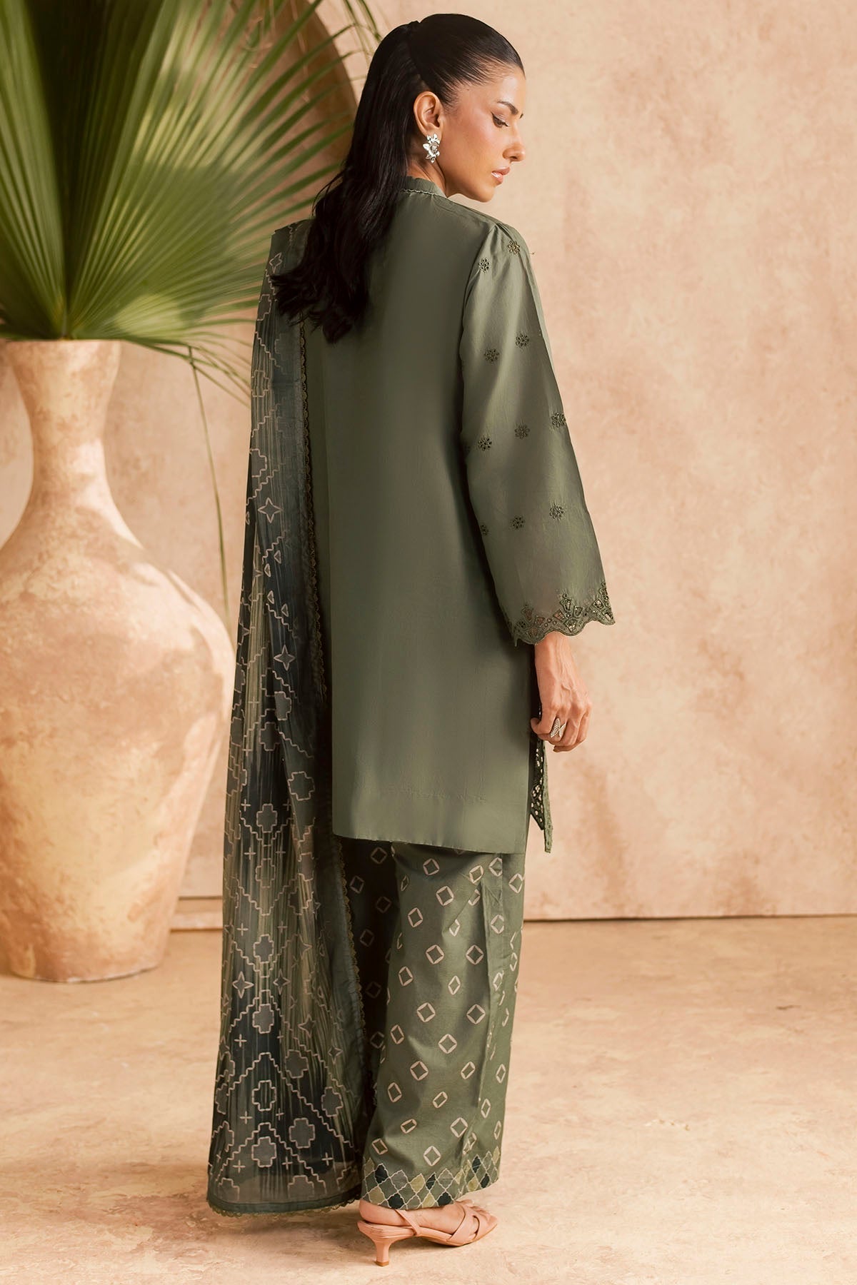 6145-KUNAL EMBROIDERED LAWN UNSTITCHED