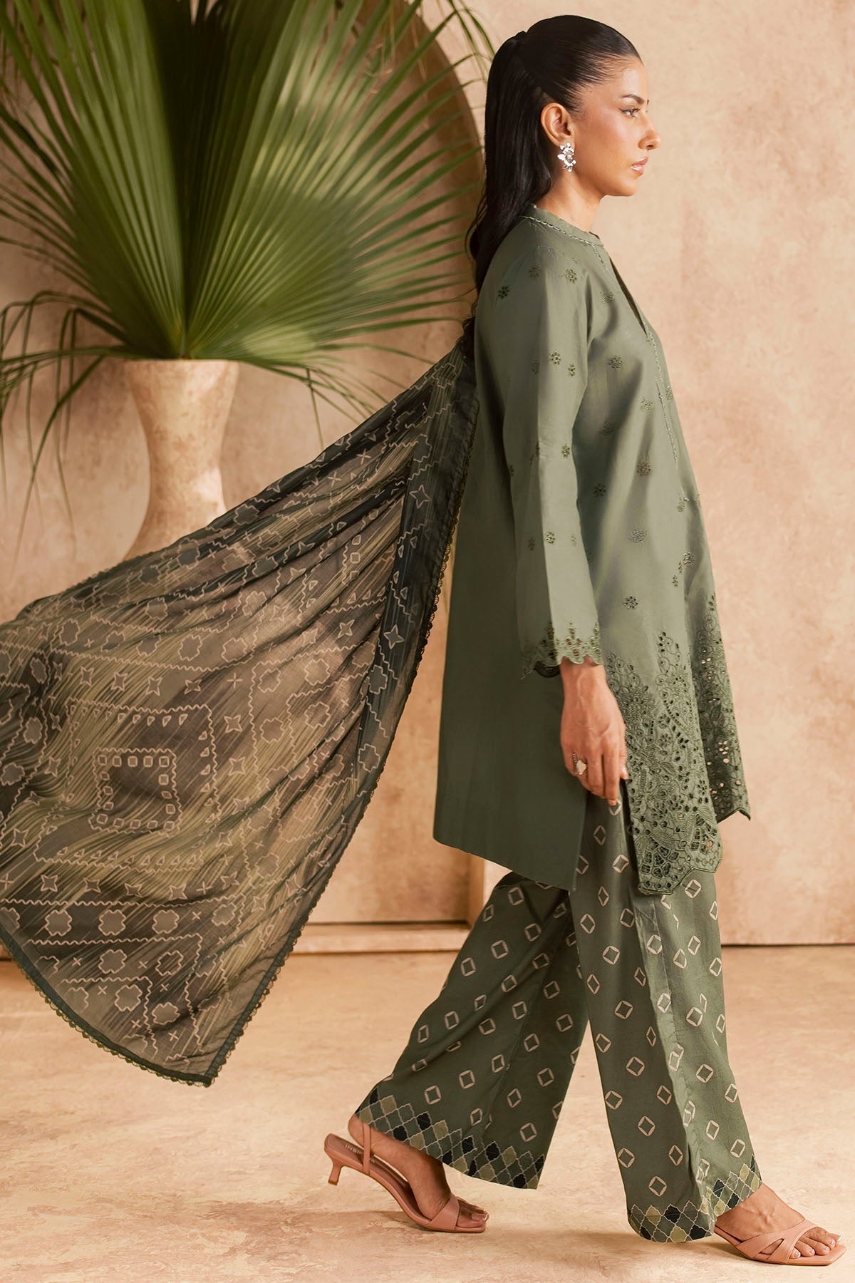 6145-KUNAL EMBROIDERED LAWN UNSTITCHED