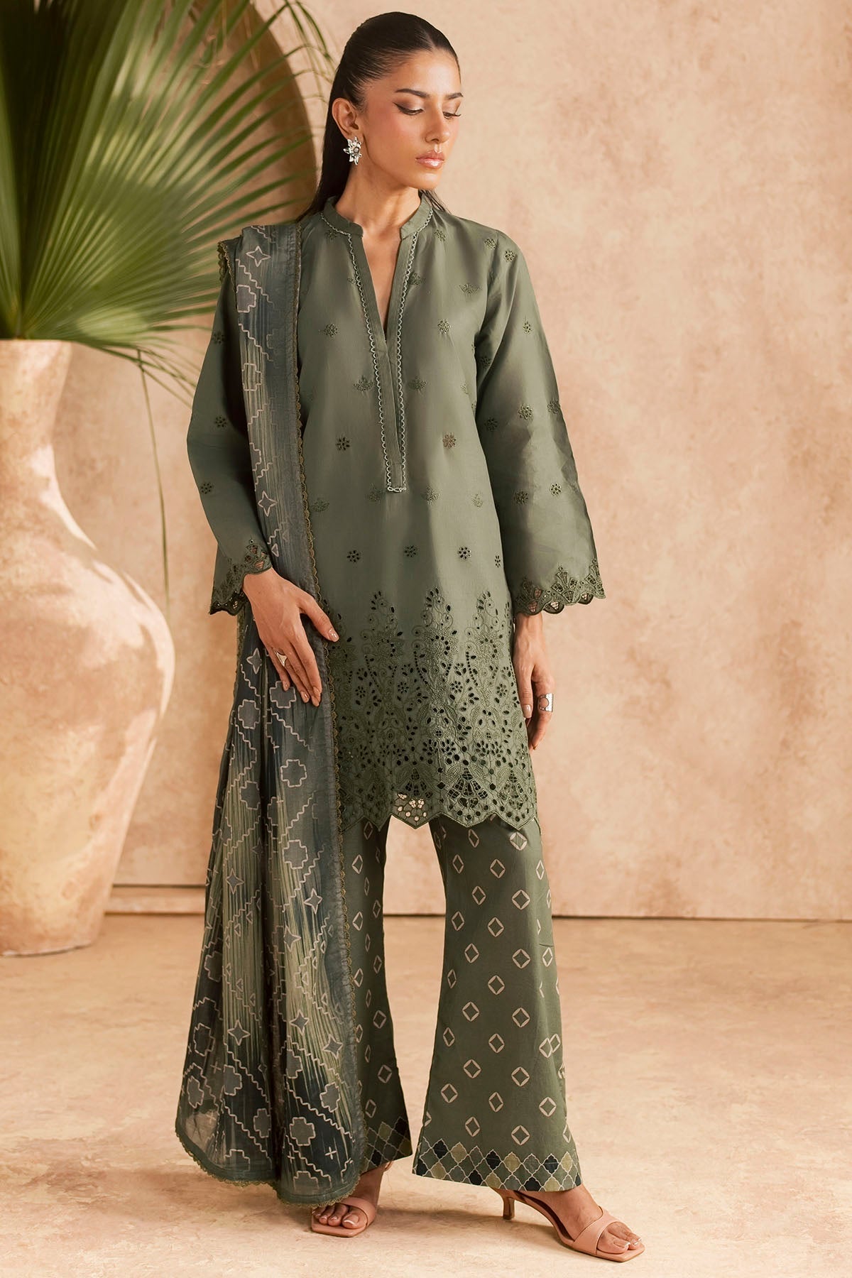 6145-KUNAL EMBROIDERED LAWN UNSTITCHED