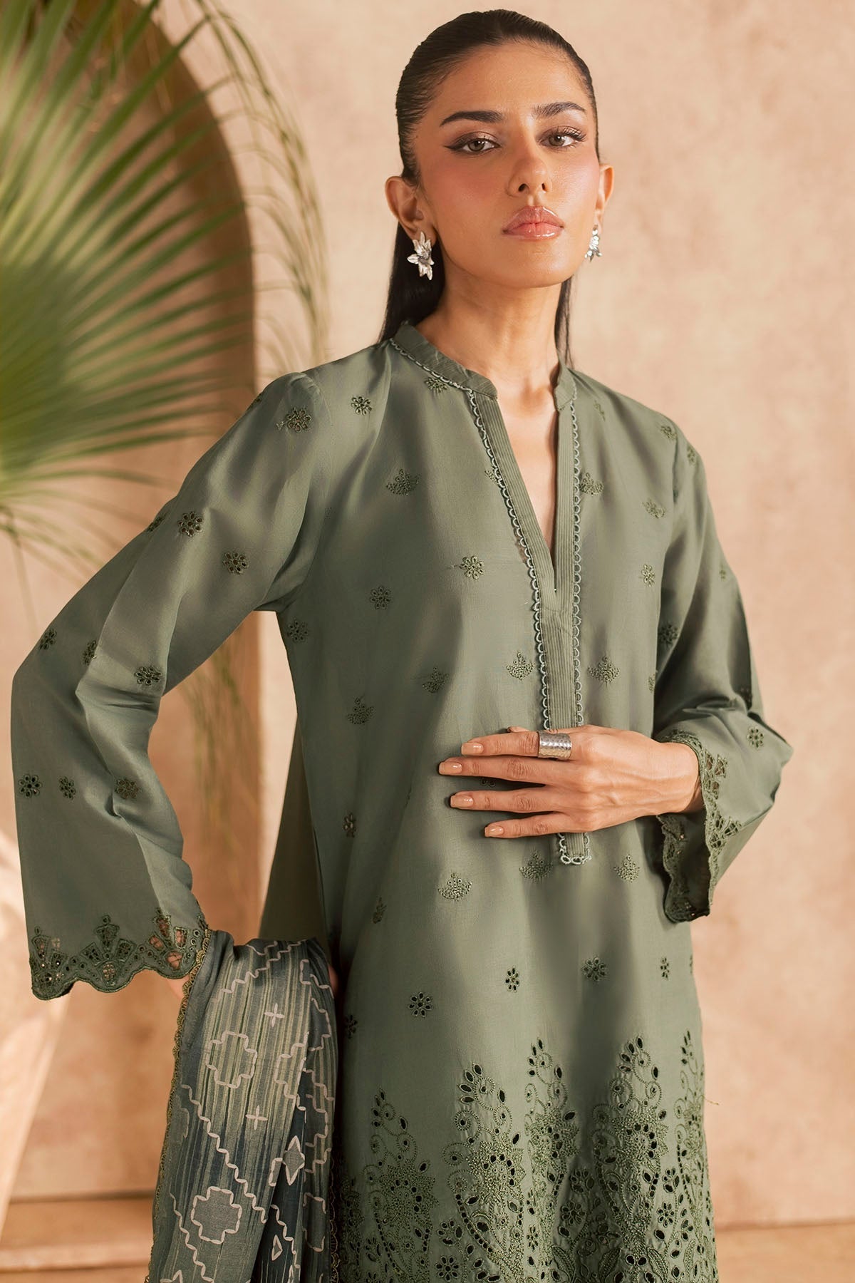 6145-KUNAL EMBROIDERED LAWN UNSTITCHED