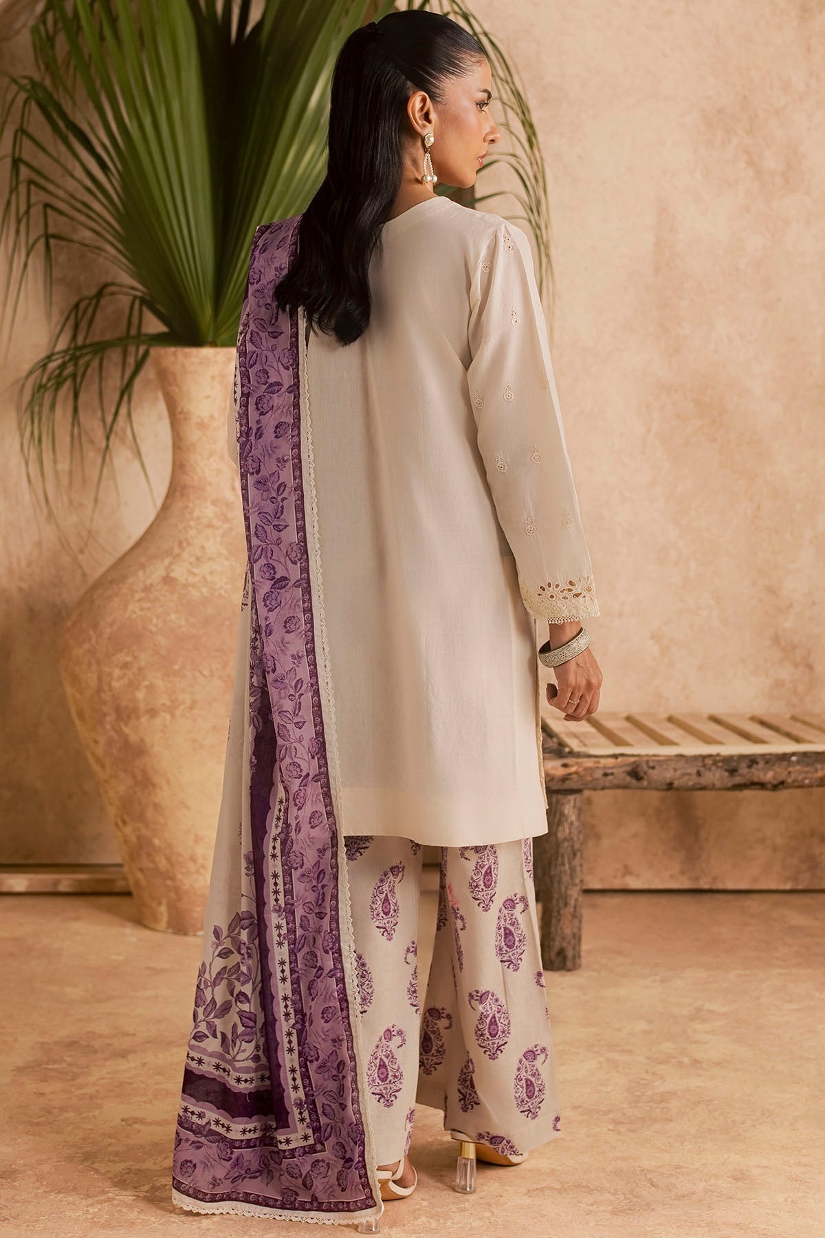 6149-CEDRO EMBROIDERED LAWN UNSTITCHED