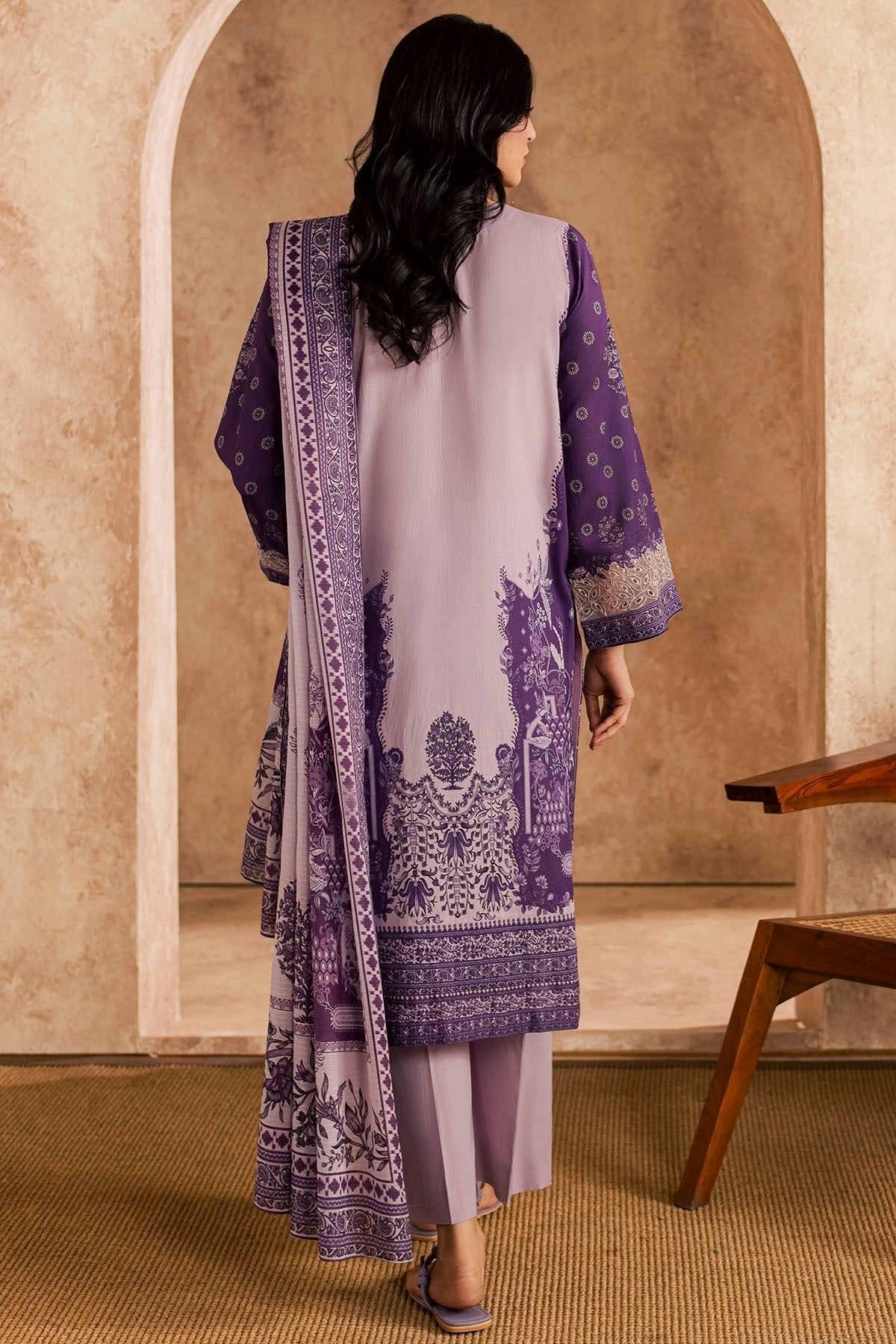 6153-ESMERA EMBROIDERED LAWN UNSTITCHED