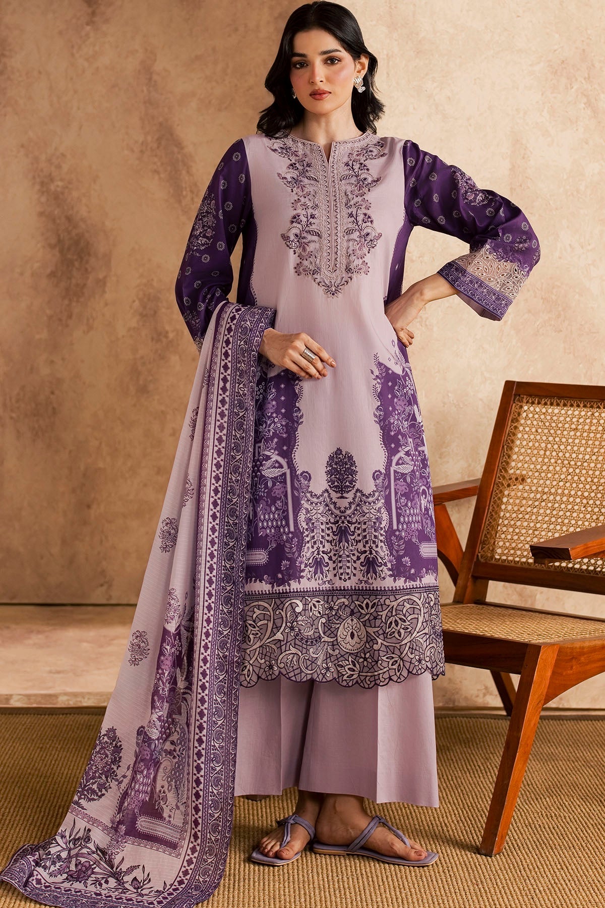 6153-ESMERA EMBROIDERED LAWN STITCHED