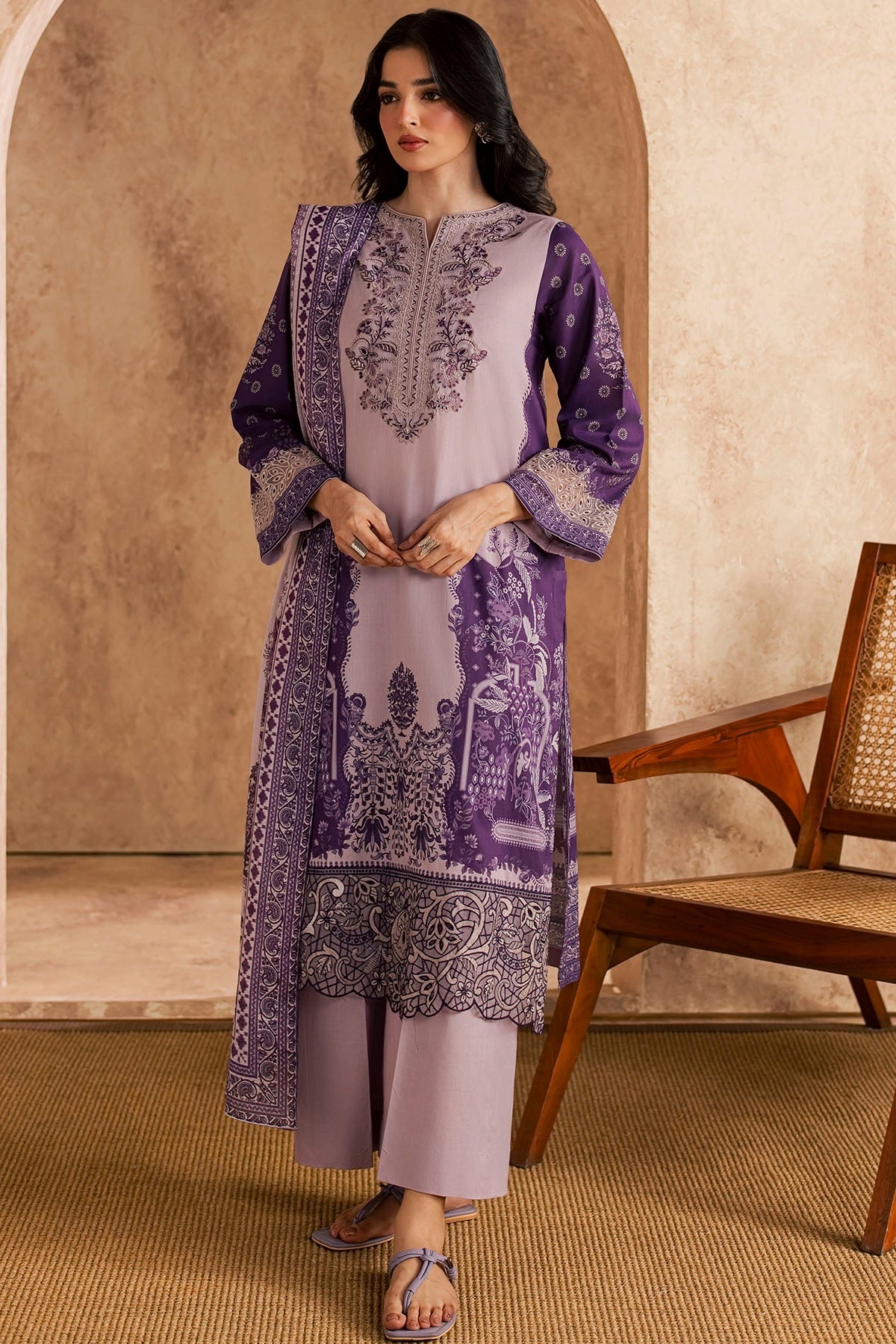 6153-ESMERA EMBROIDERED LAWN STITCHED