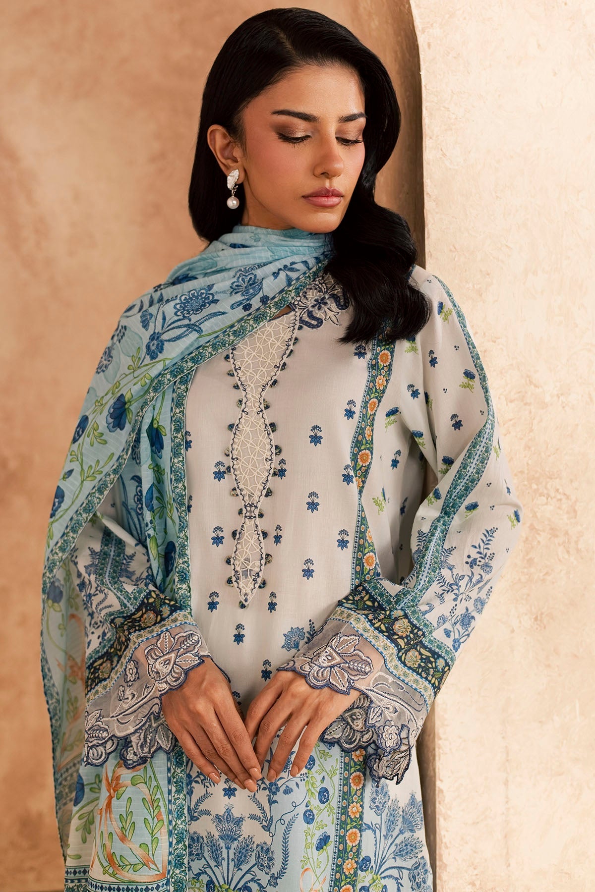 6157-CELIA EMBROIDERED LAWN STITCHED