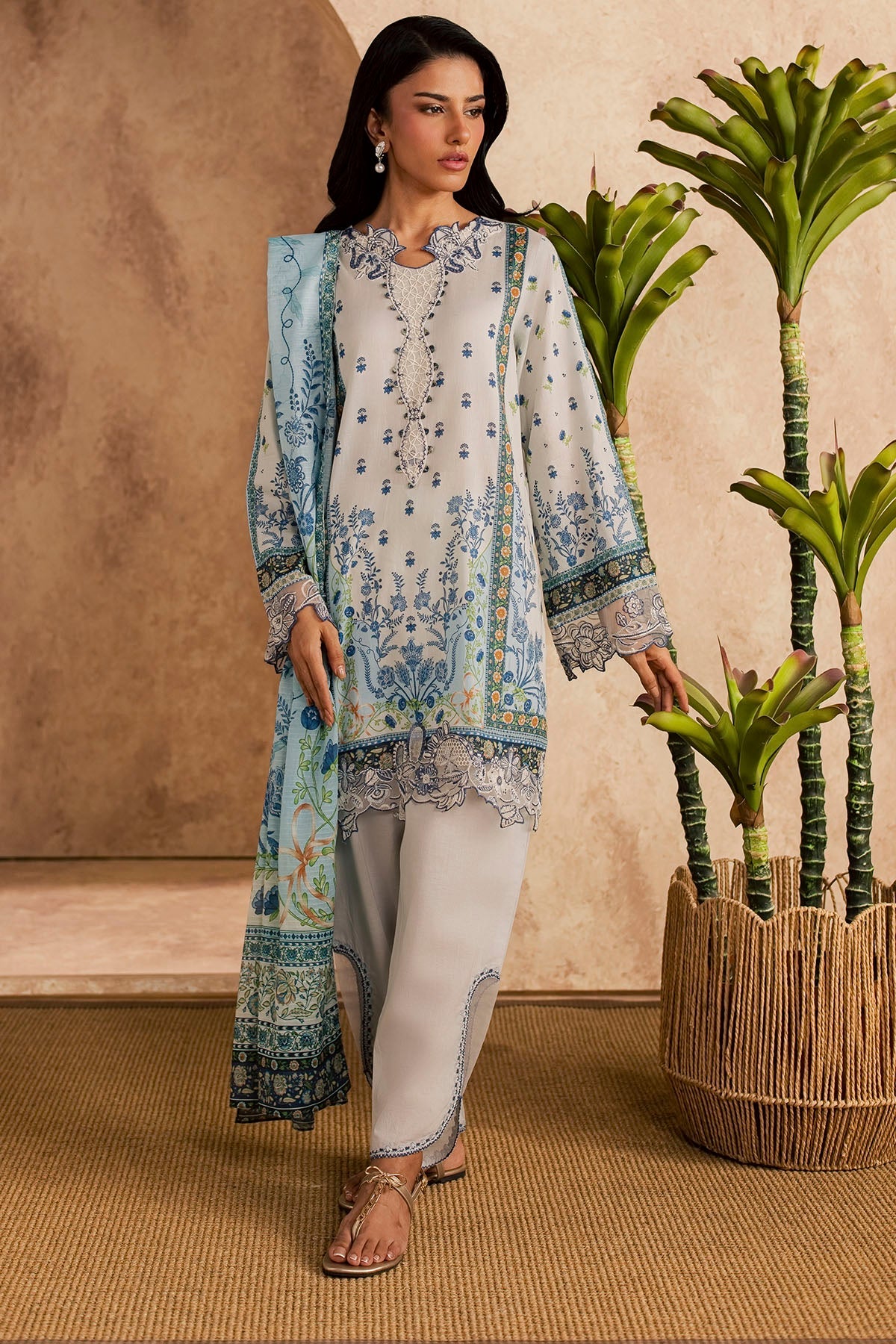 6157-CELIA EMBROIDERED LAWN UNSTITCHED