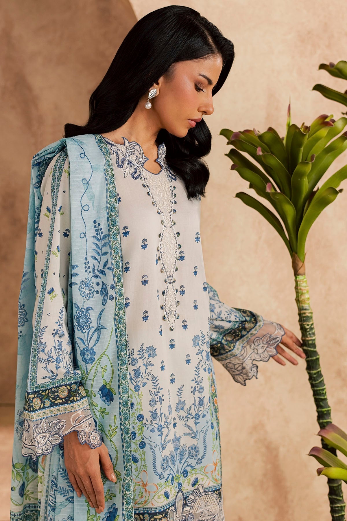 6157-CELIA EMBROIDERED LAWN UNSTITCHED
