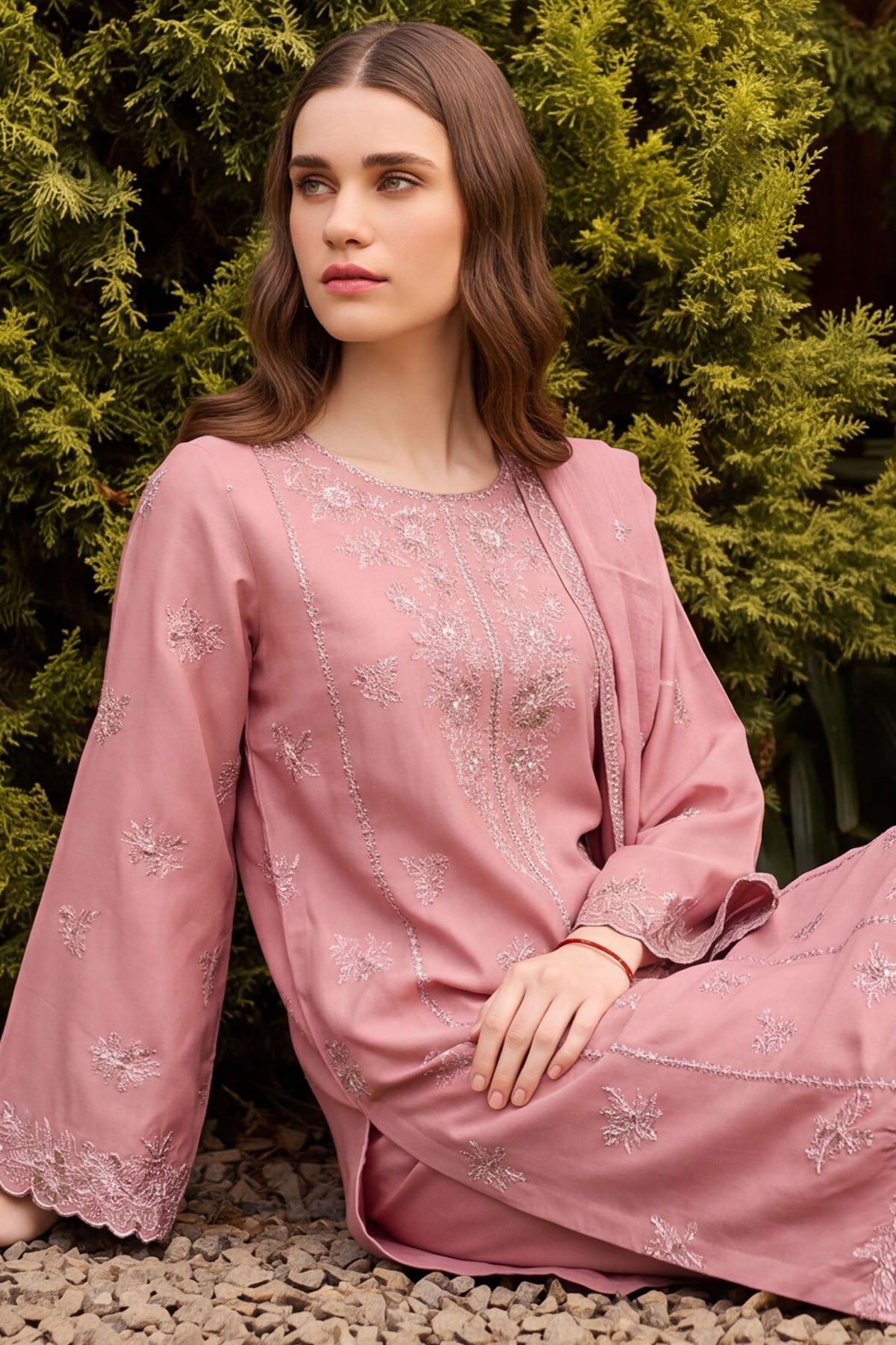 6179-AIRA EMBROIDERED CAMBRIC STITCHED