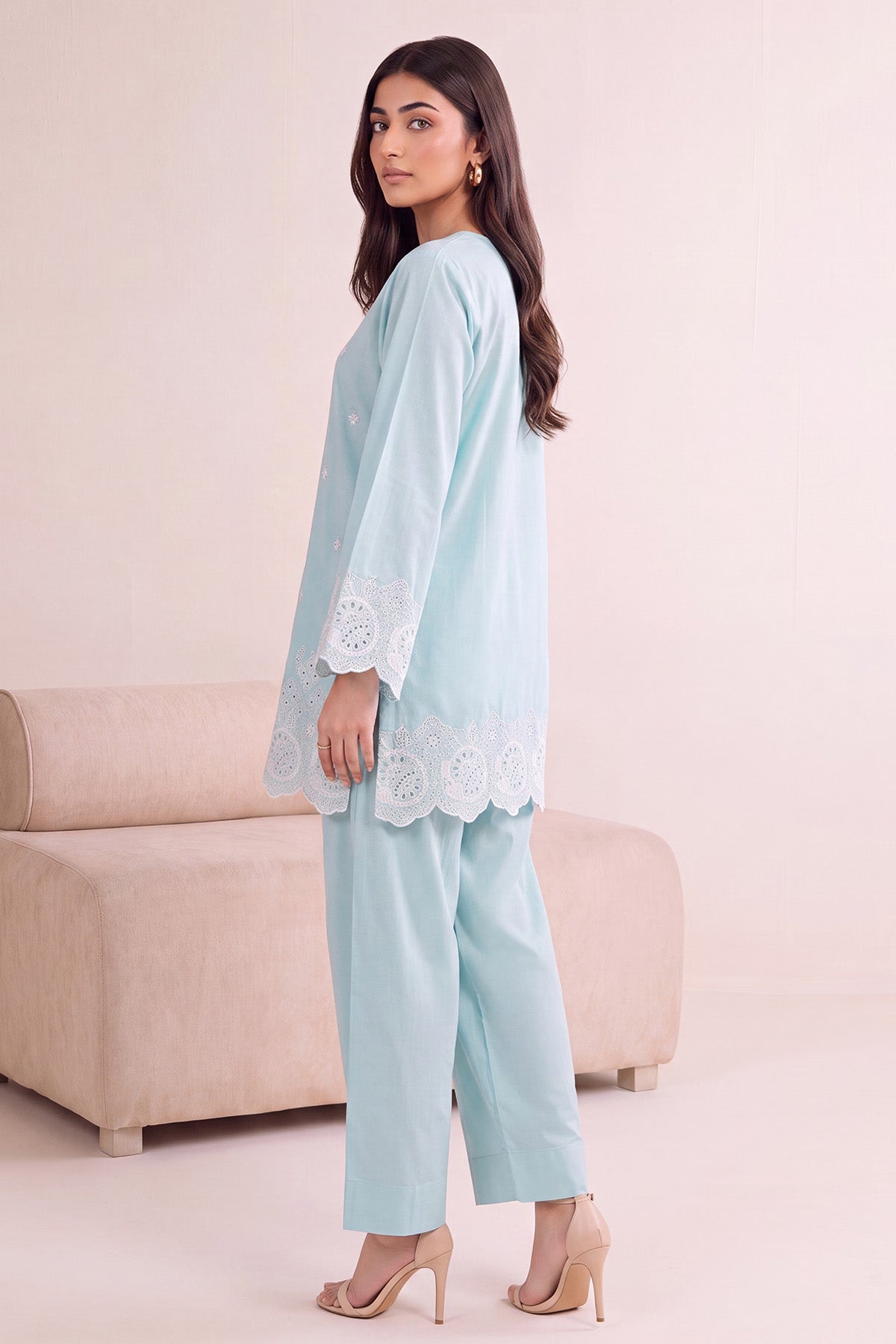 6188-FAREEHA EMBROIDERED LAWN STITCHED