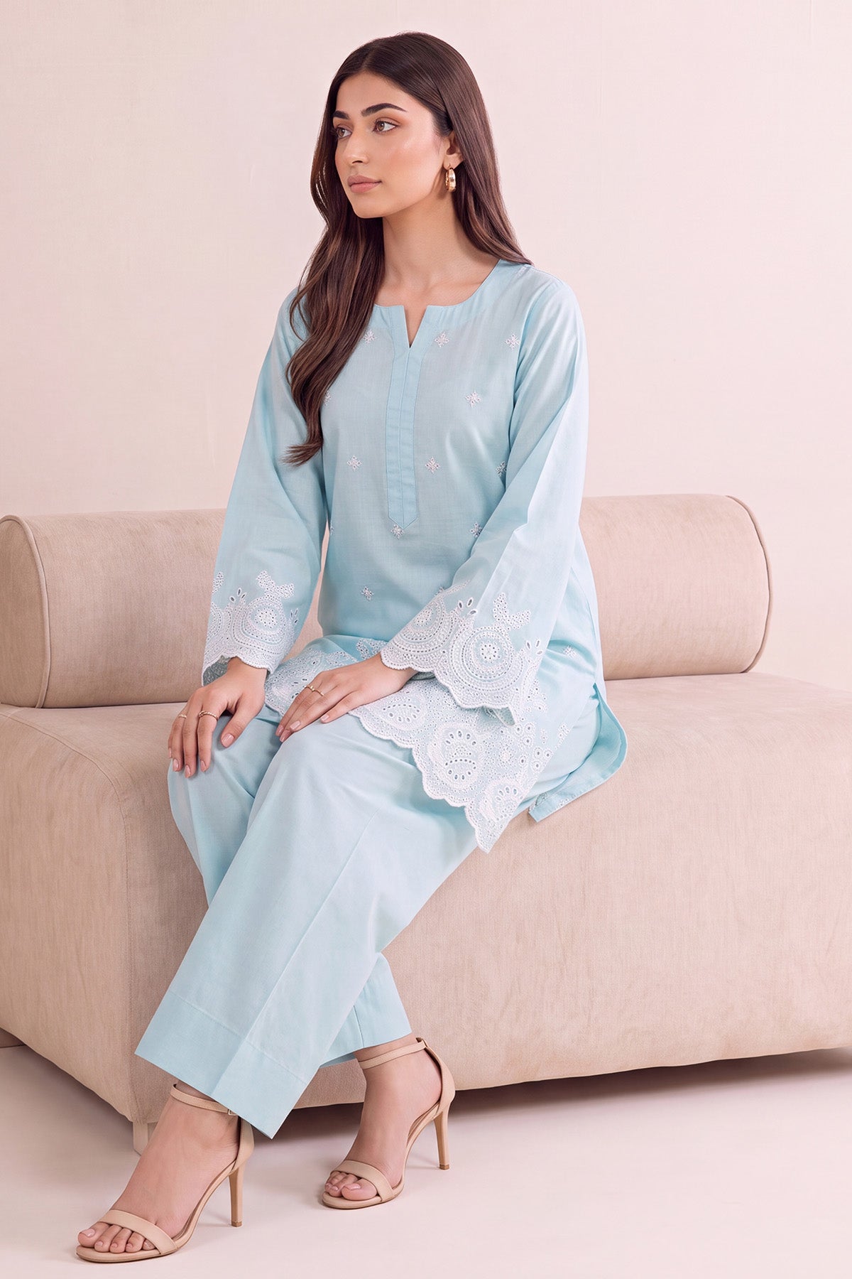 6188-FAREEHA EMBROIDERED LAWN STITCHED